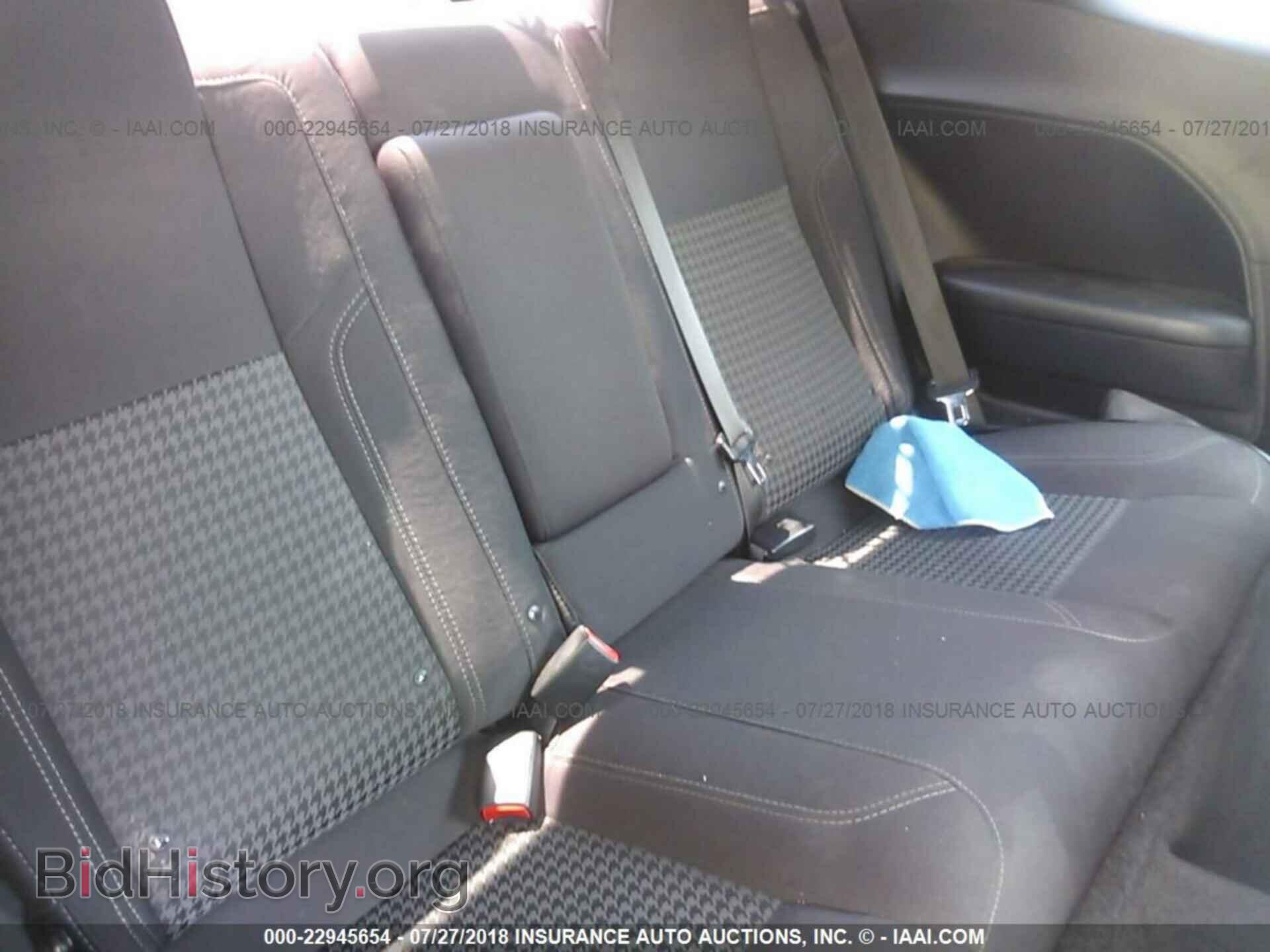 2016 Dodge Challenger - VIN: 2C3CDZAG2GH288695 - Фото 8