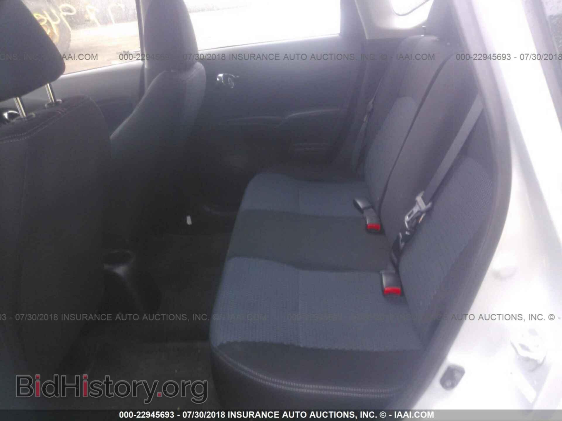 2016 Nissan Versa note - VIN: 3N1CE2CP0GL380413 - Photo 8