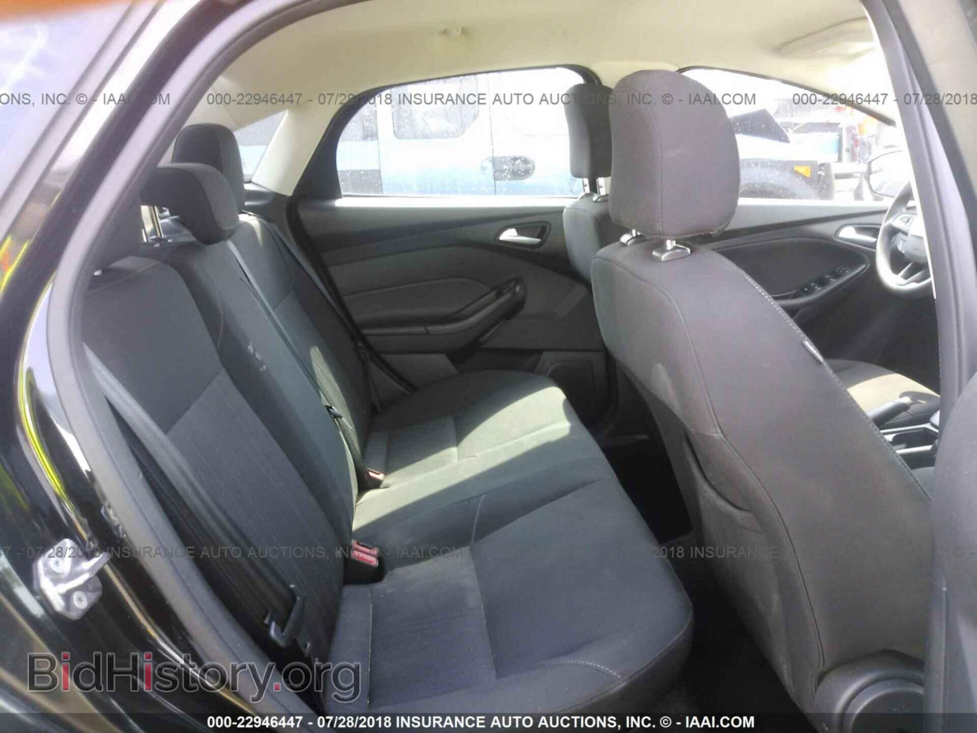 2015 Ford Focus - VIN: 1FADP3F28FL384940 - Photo 8