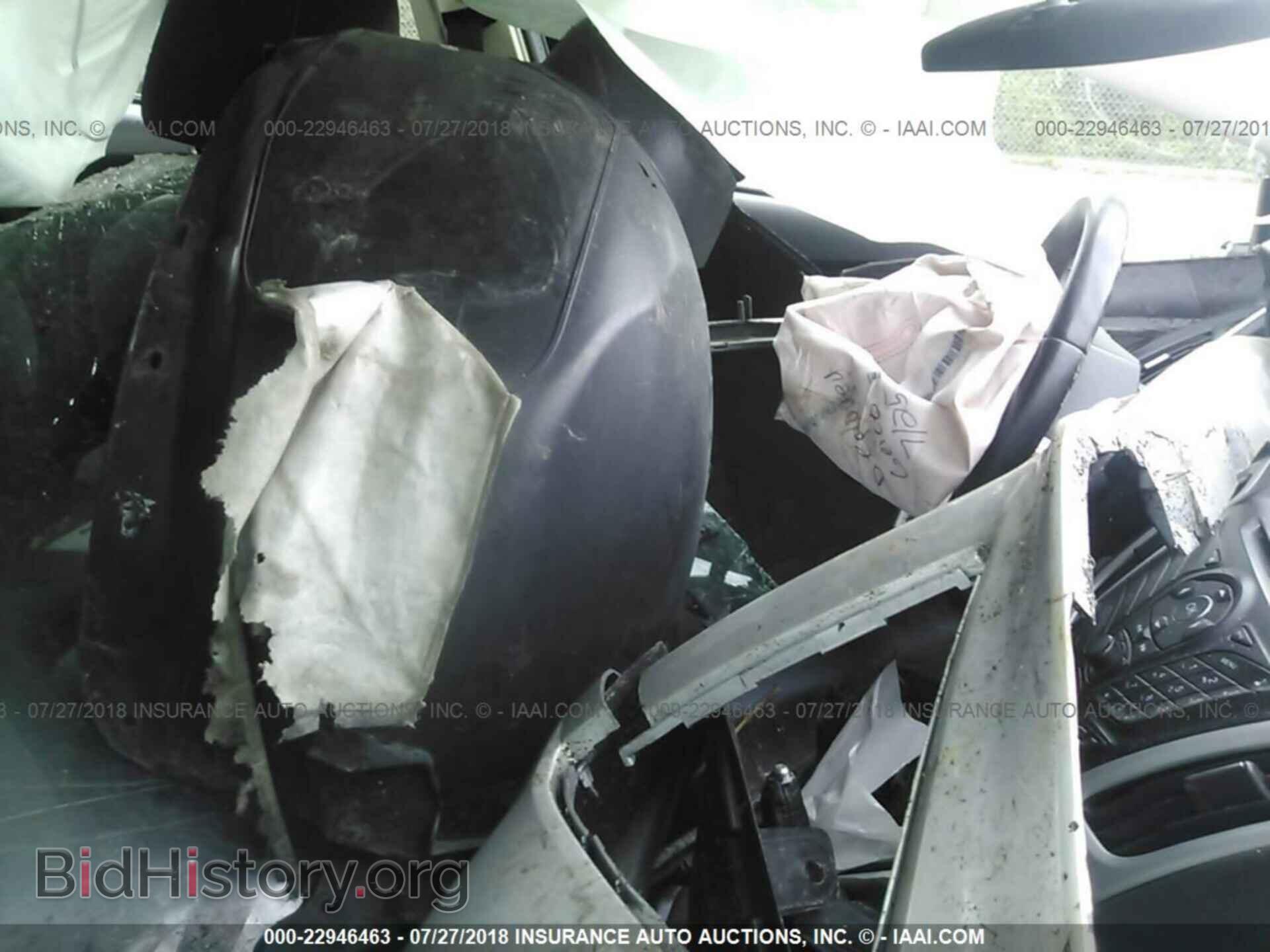 2012 Ford Focus - VIN: 1FAHP3F23CL478785 - Photo 5