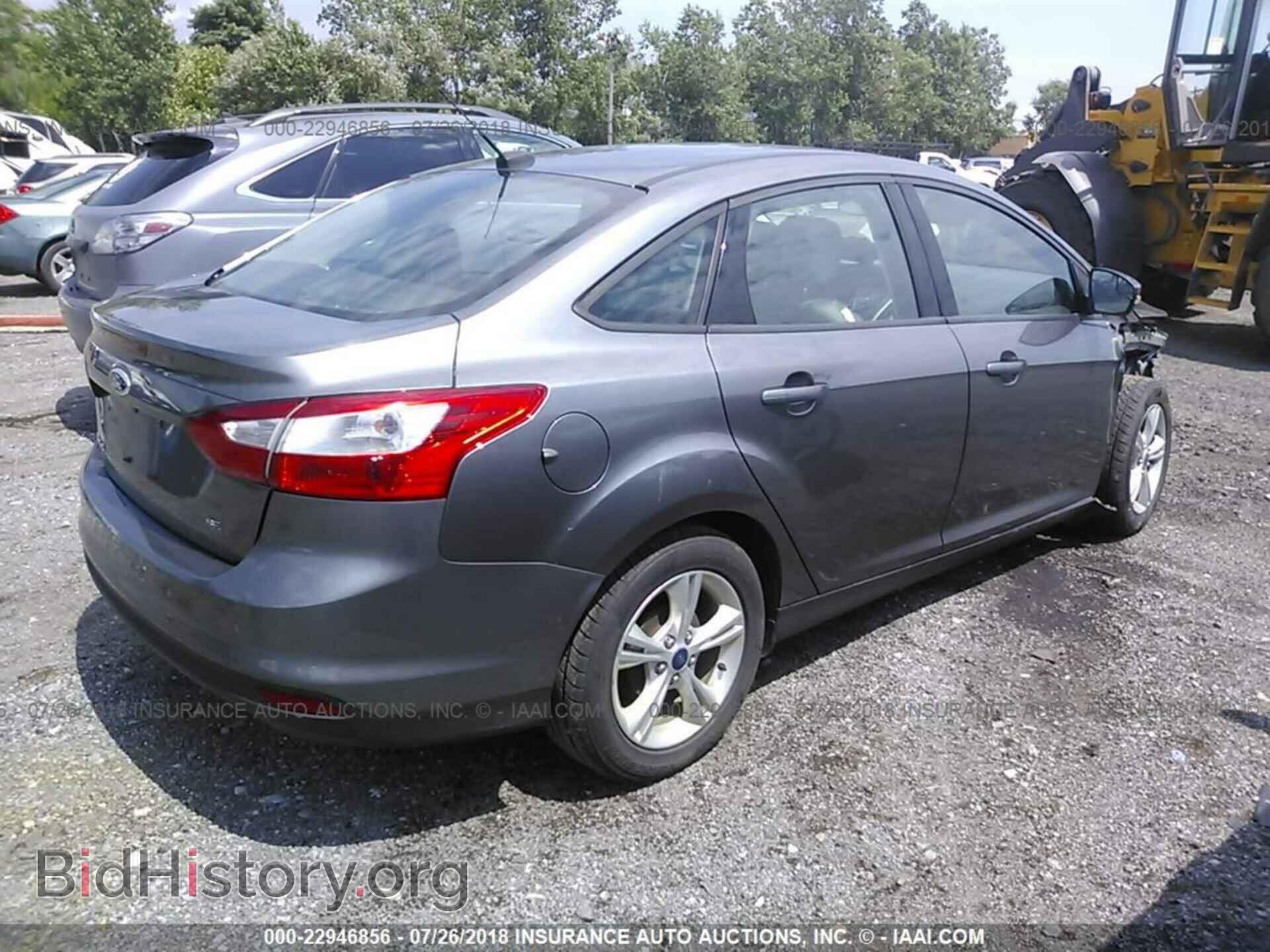 2014 Ford Focus - VIN: 1FADP3F26EL361106 - Photo 4