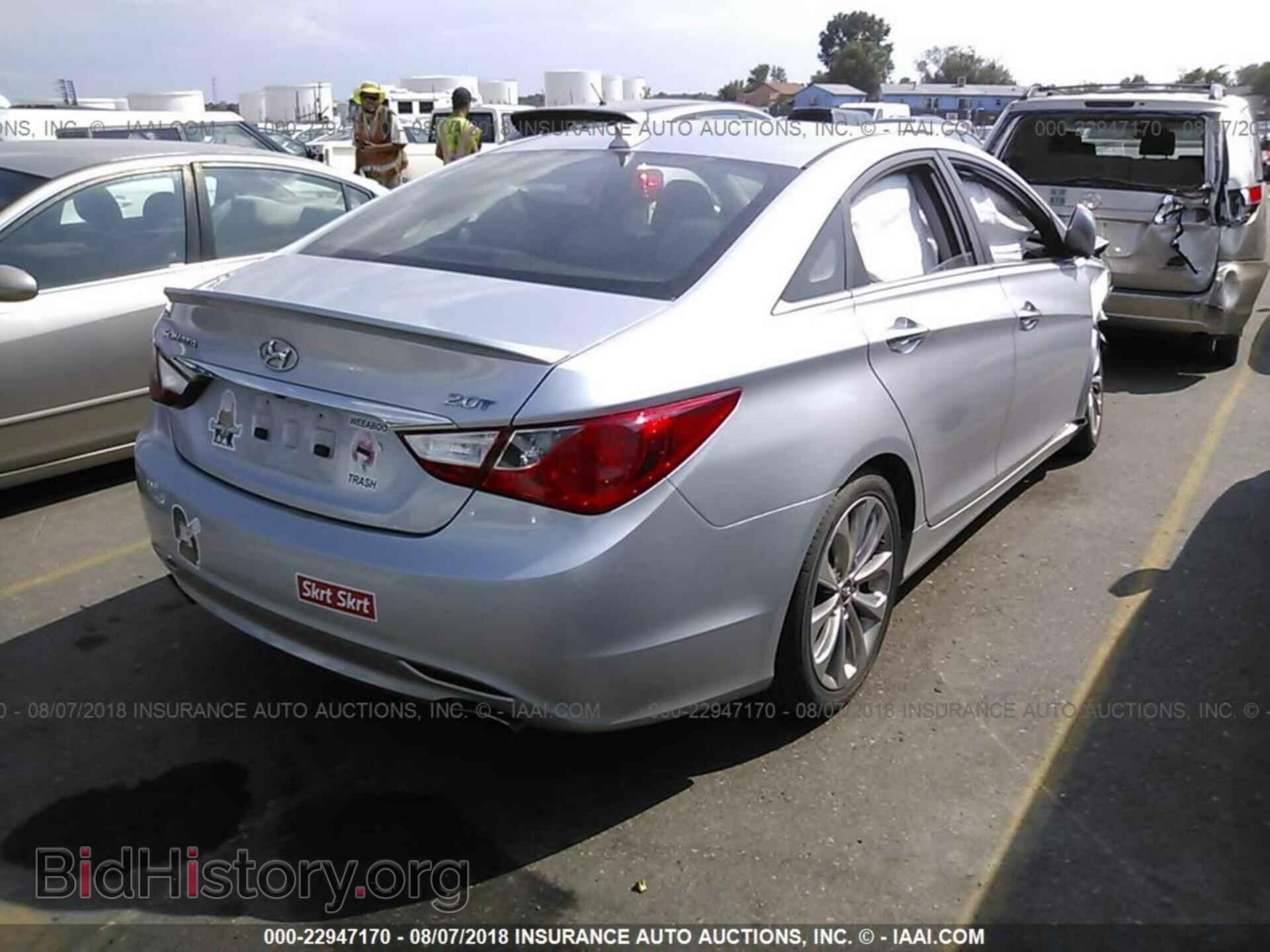 2012 Hyundai Sonata - VIN: 5NPEC4AB7CH420639 - Photo 4
