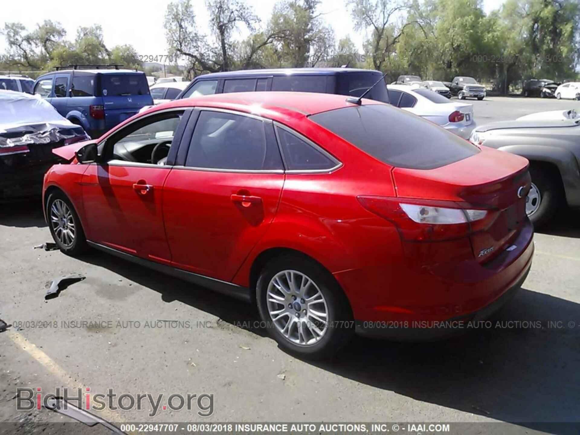 2012 Ford Focus - VIN: 1FAHP3F29CL178247 - Фото 3