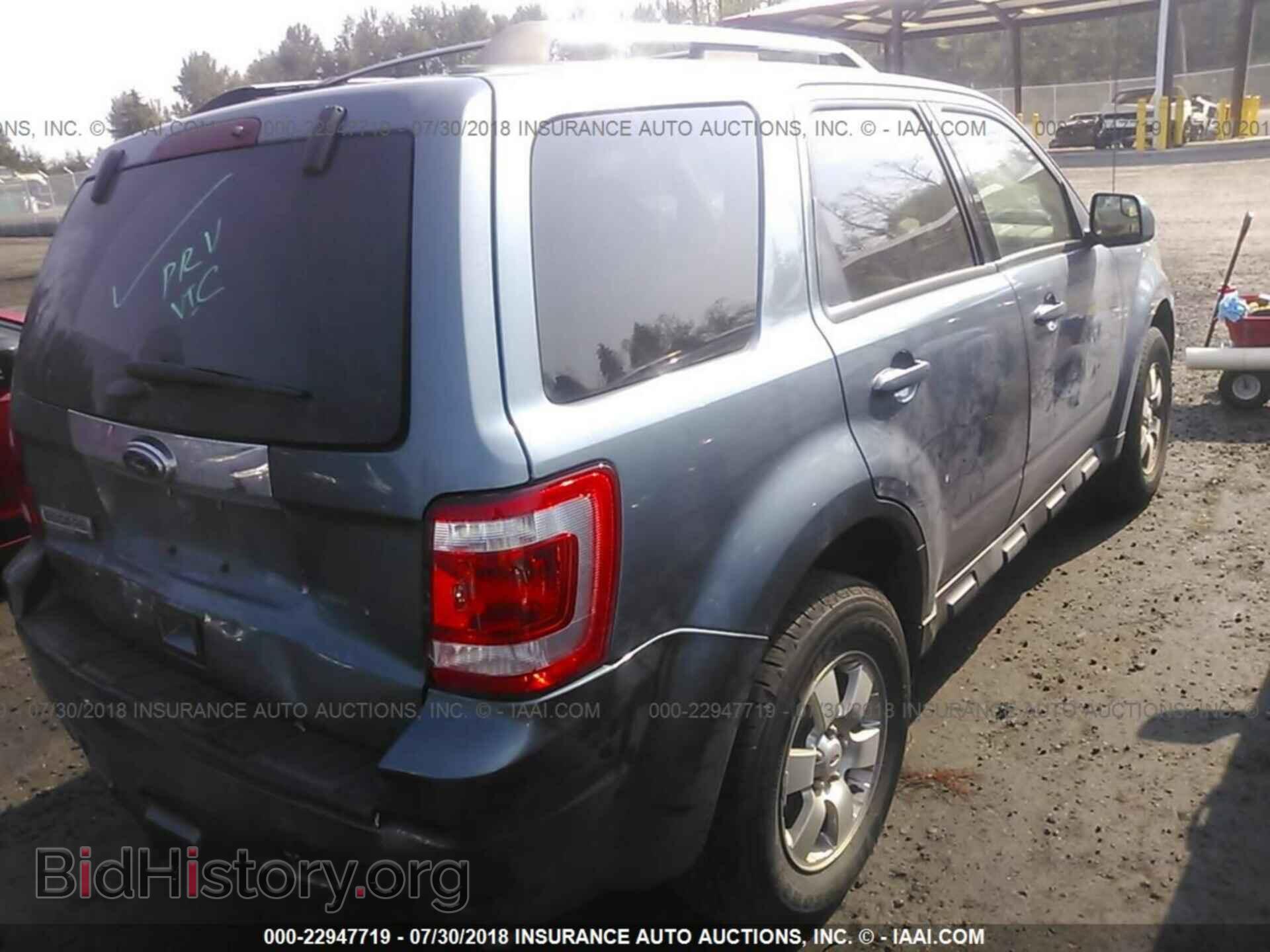 2011 Ford Escape - VIN: 1FMCU9E71BKC43332 - Фото 4