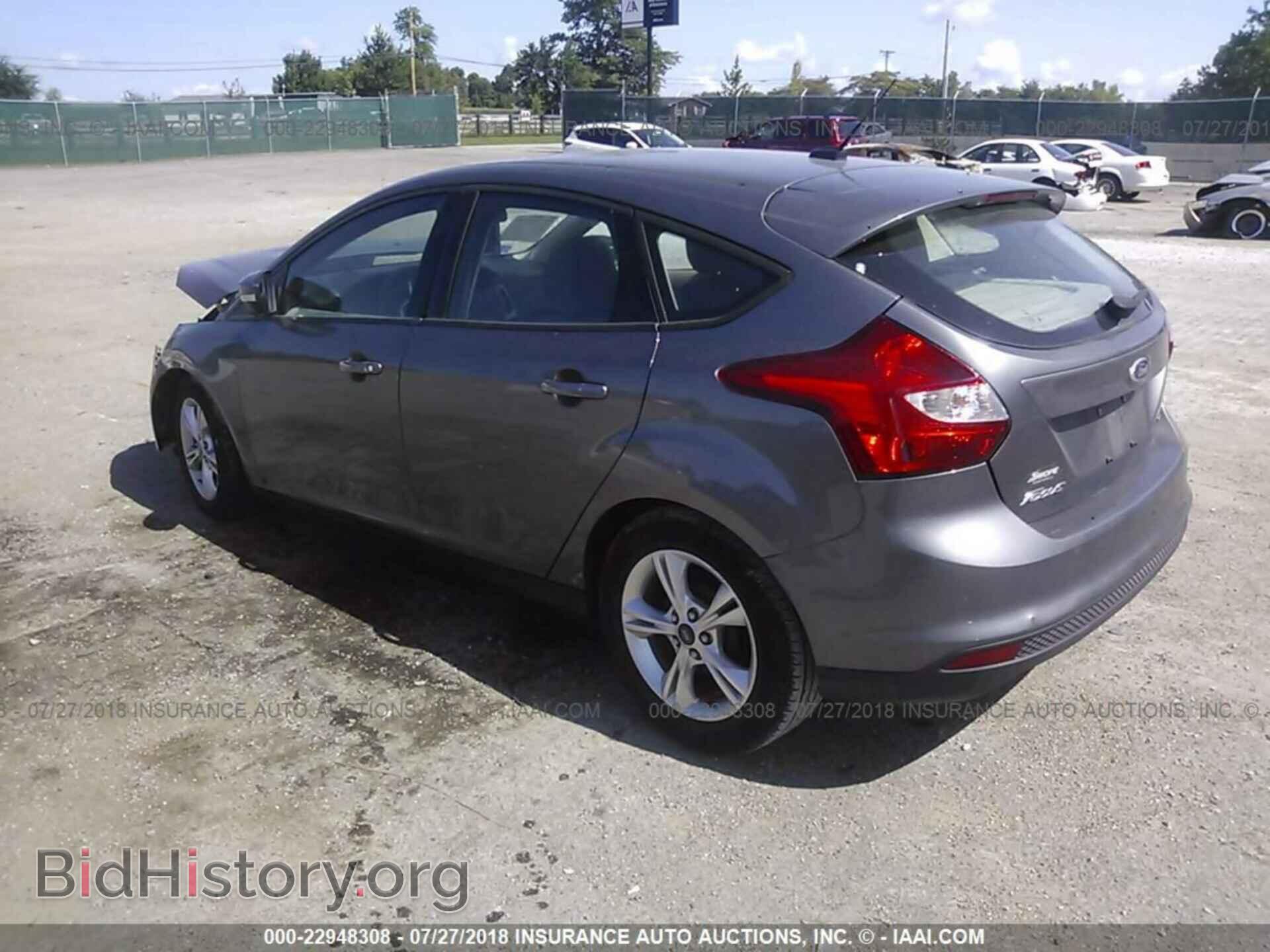 2014 Ford Focus - VIN: 1FADP3K2XEL173422 - Photo 3
