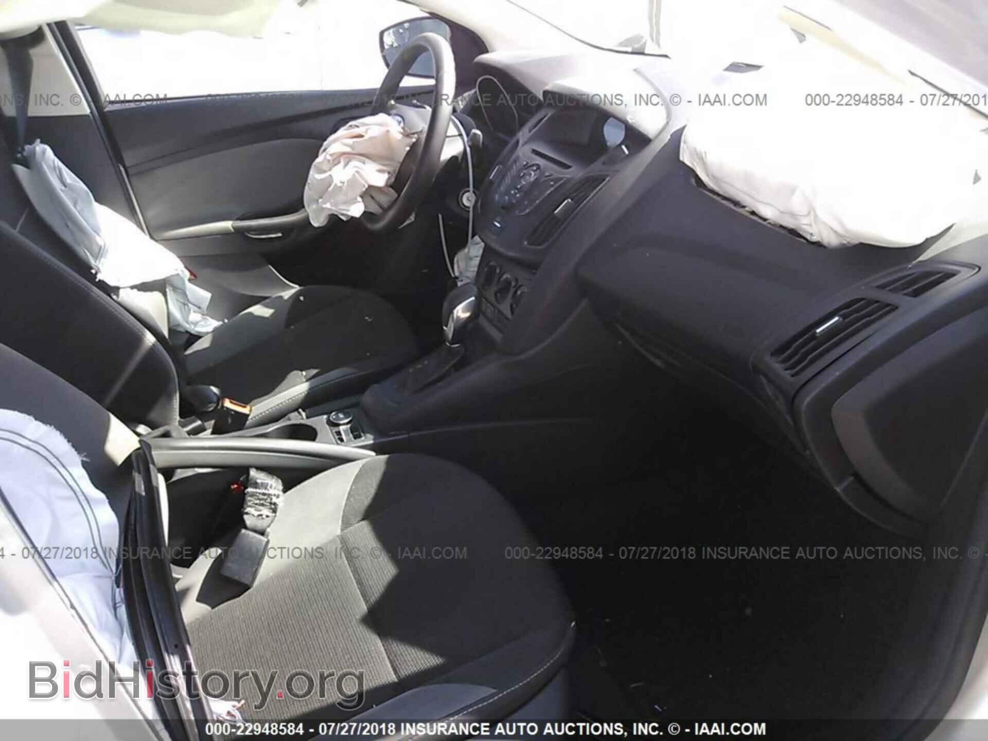 2014 Ford Focus - VIN: 1FADP3E29EL381643 - Photo 5