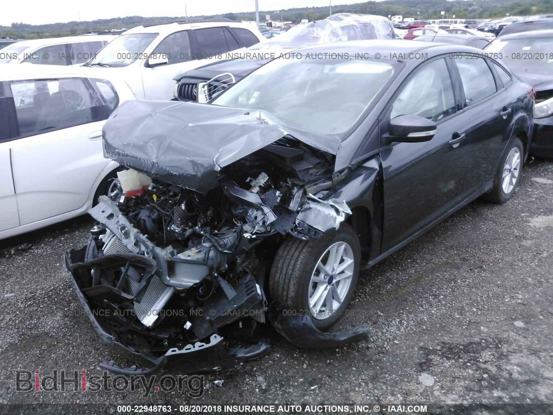 2017 Ford Focus - VIN: 1FADP3F23HL342128 - Photo 2