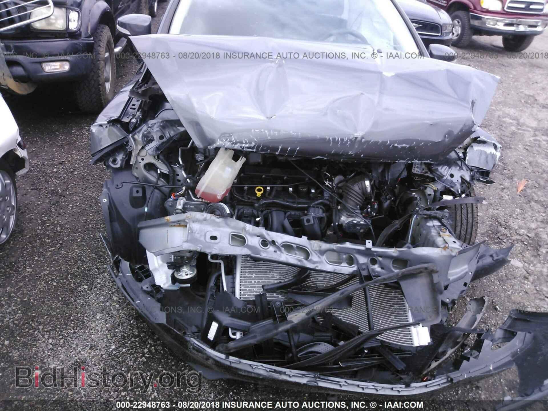 2017 Ford Focus - VIN: 1FADP3F23HL342128 - Photo 6