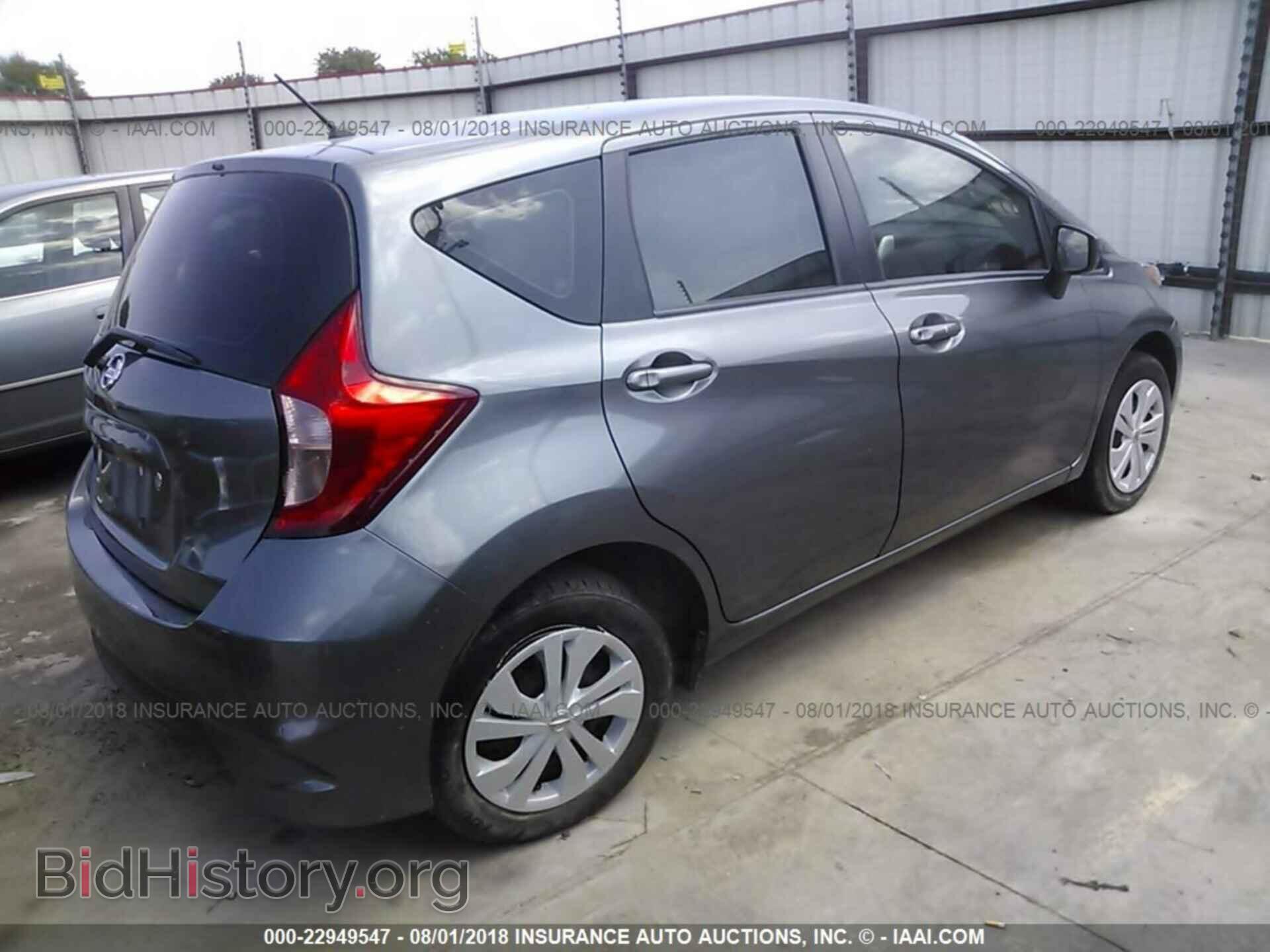 2017 Nissan Versa note - VIN: 3N1CE2CP4HL365317 - Фото 4