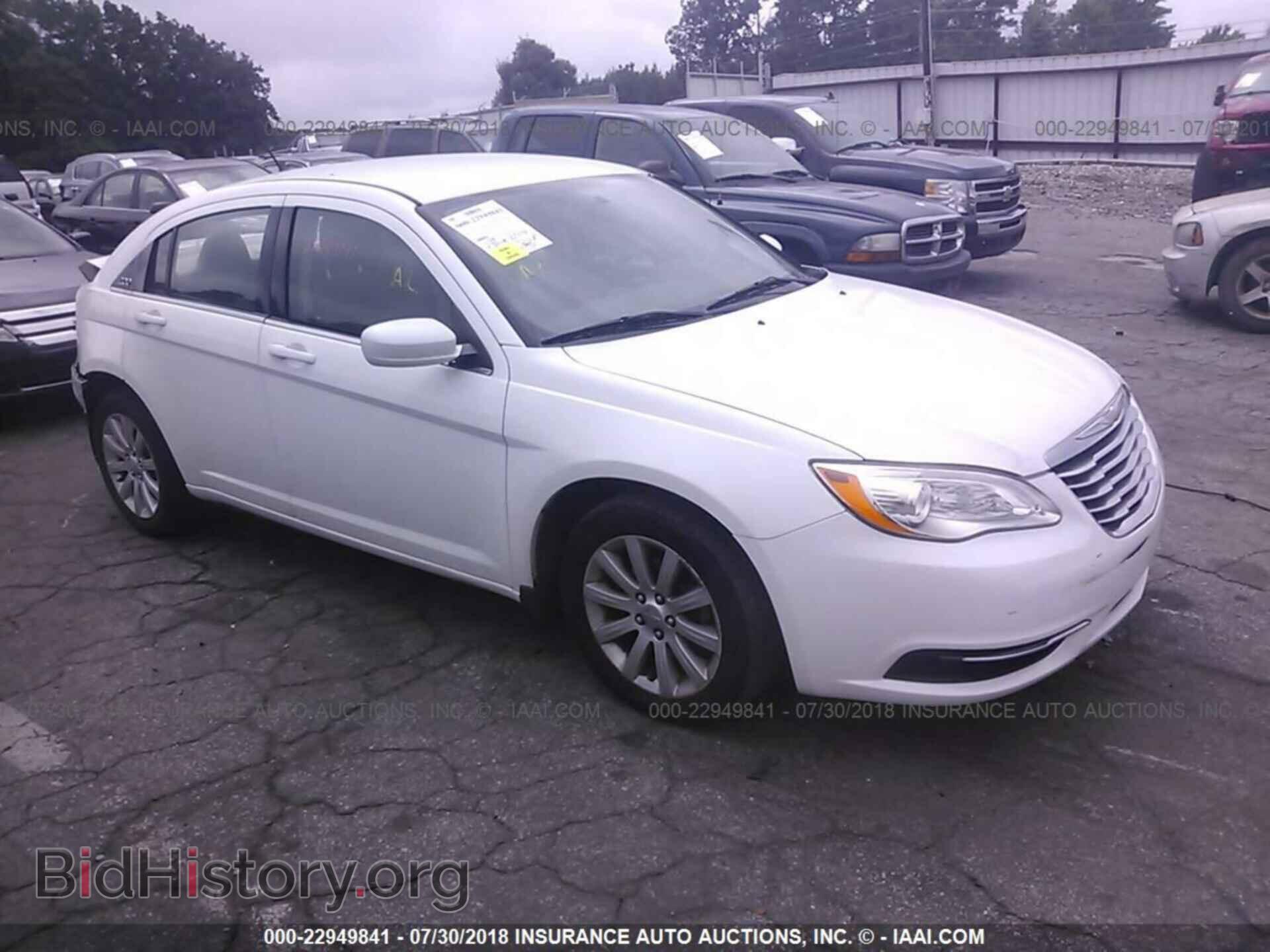 Photo 1C3CCBBBXDN515924 - Chrysler 200 2013