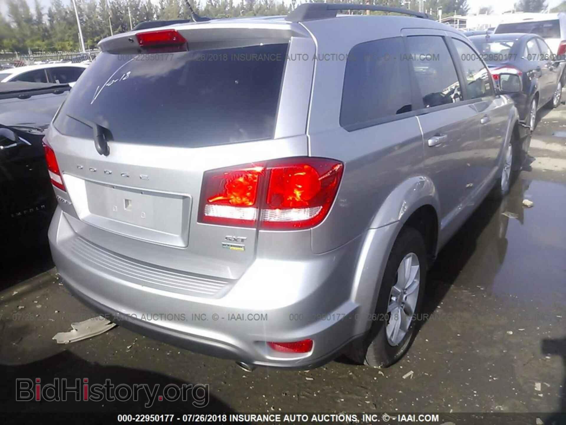 2017 Dodge Journey - VIN: 3C4PDCBG5HT591424 - Фото 4