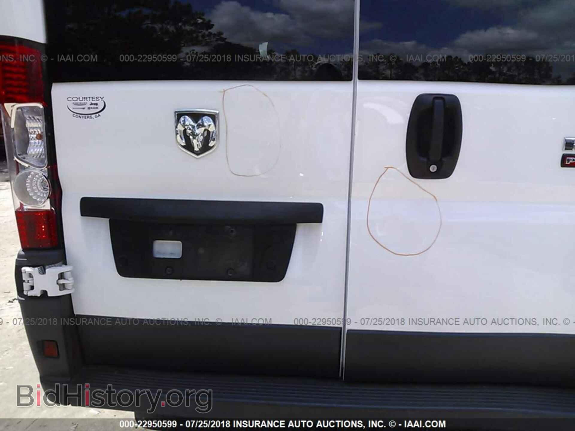 2017 Ram Promaster 1500 - VIN: 3C6TRVAGXHE545936 - Photo 6