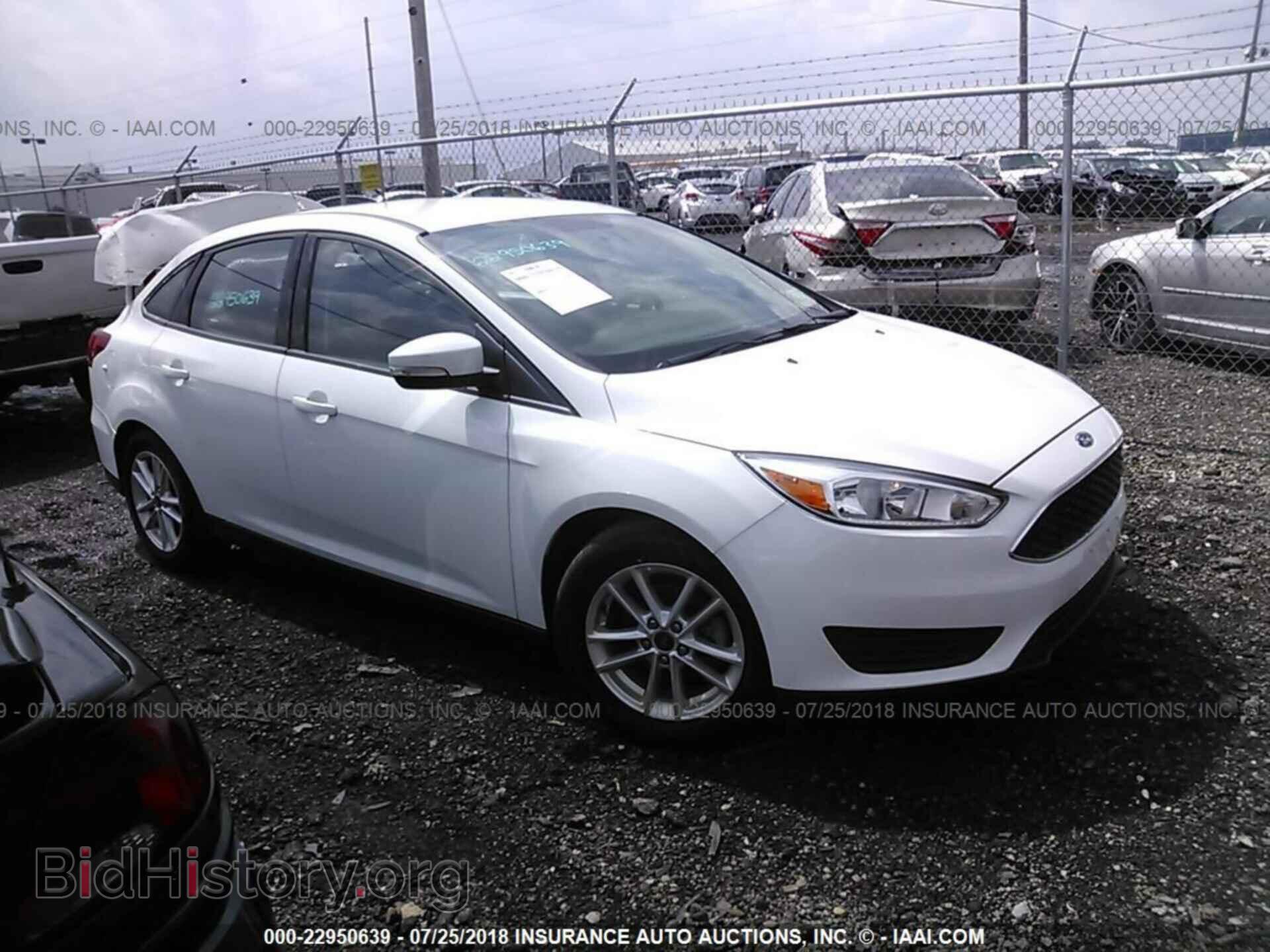 Photo 1FADP3F2XGL382561 - Ford Focus 2016