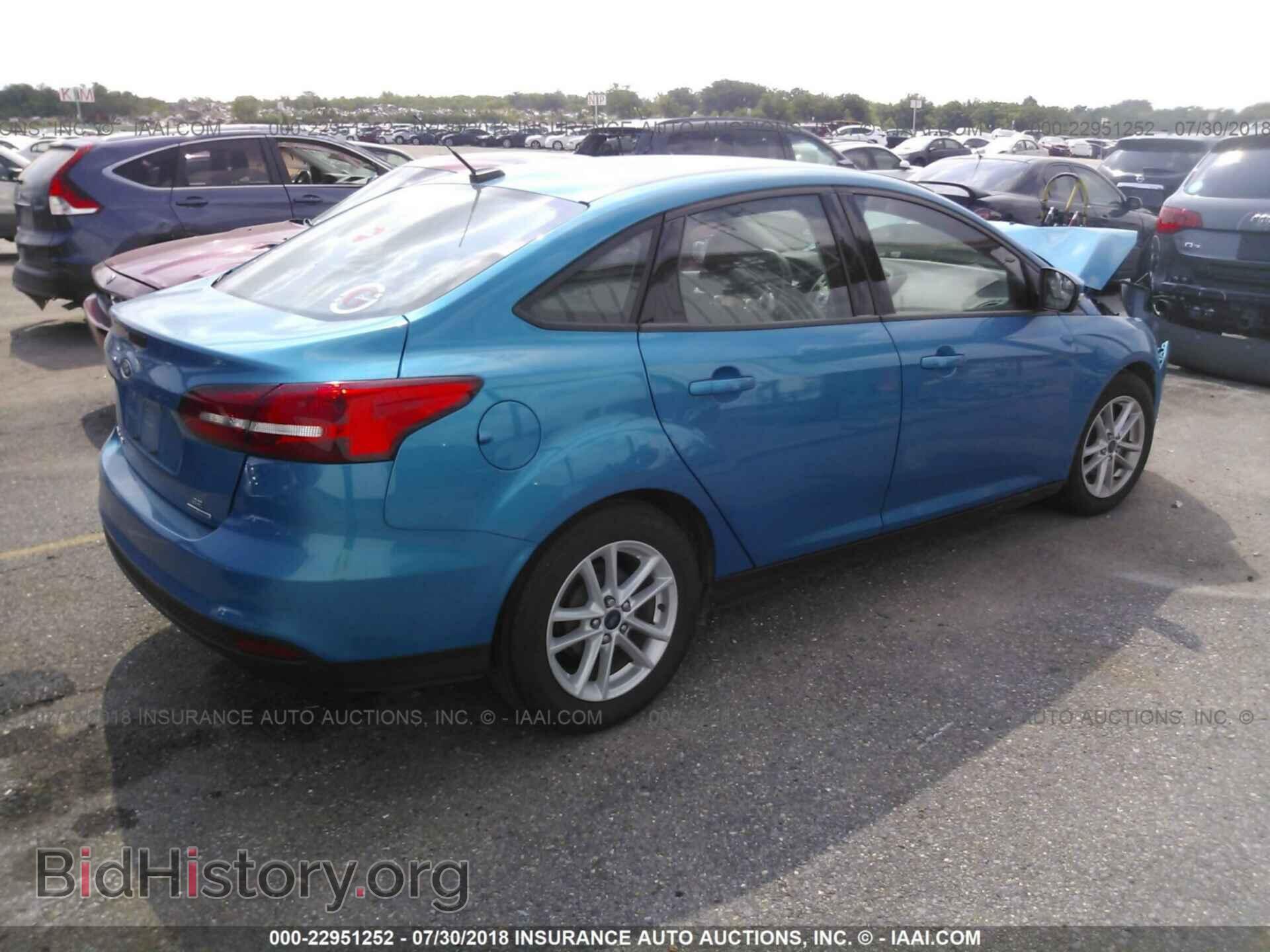 2016 Ford Focus - VIN: 1FADP3F25GL389787 - Фото 4