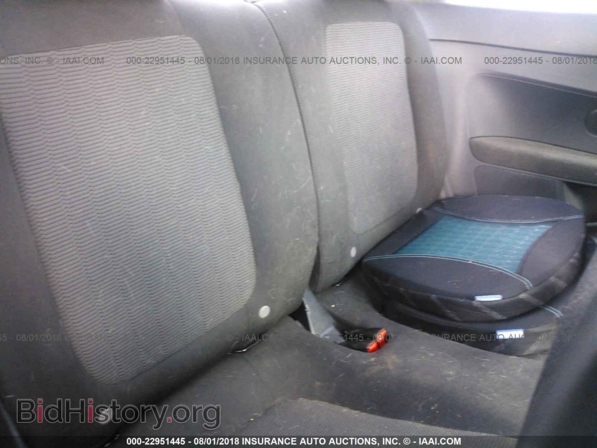2014 VOLKSWAGEN BEETLE - VIN: 3VWFP7AT0EM625801 - Фото 8