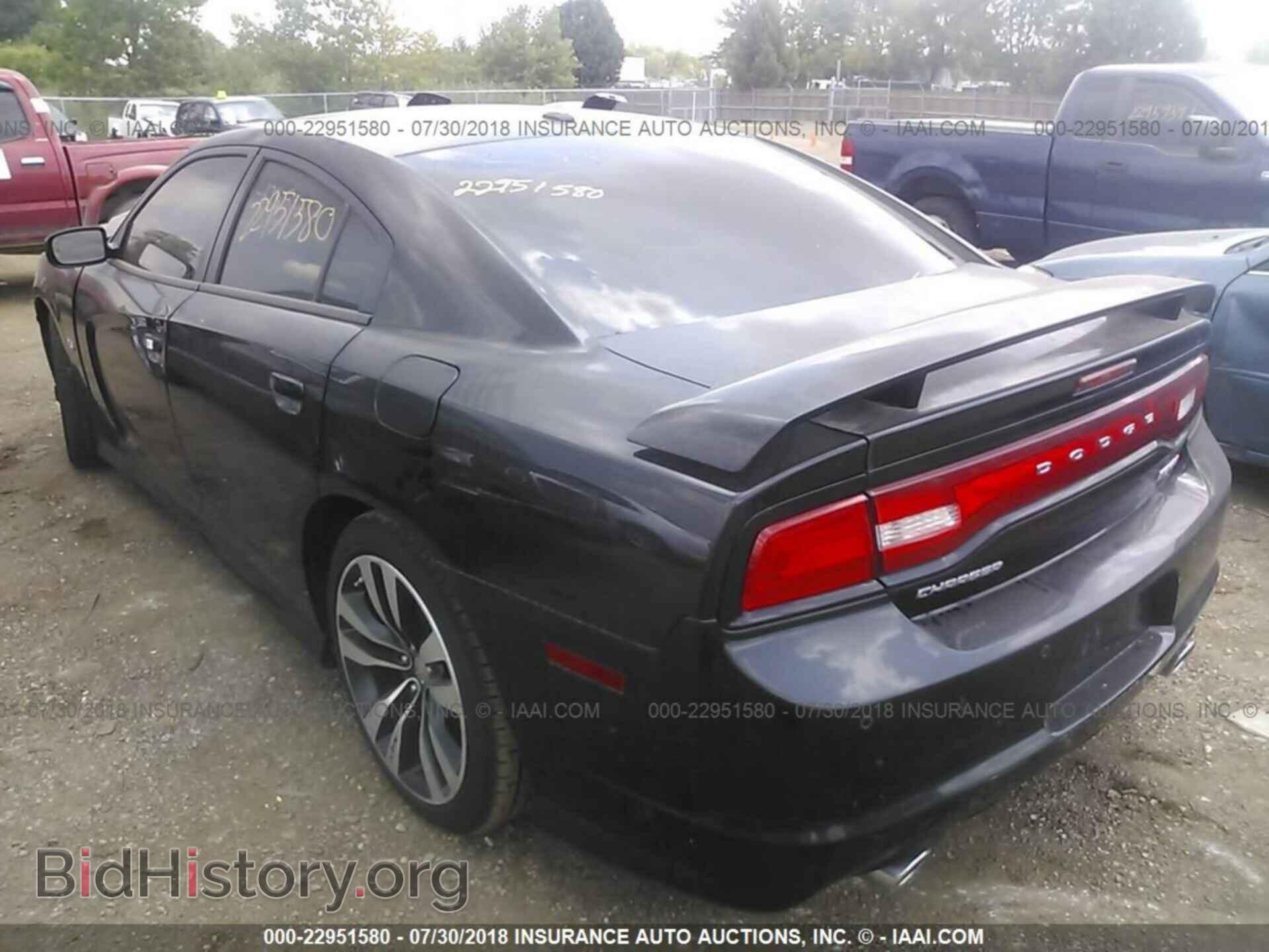 2012 Dodge Charger - VIN: 2C3CDXEJ5CH170631 - Фото 3
