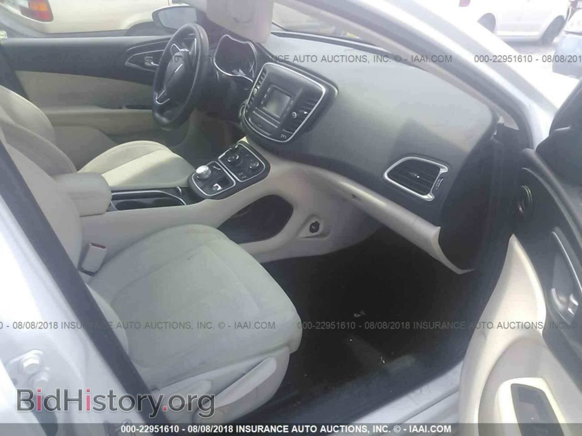 2015 Chrysler 200 - VIN: 1C3CCCAB6FN693307 - Photo 5