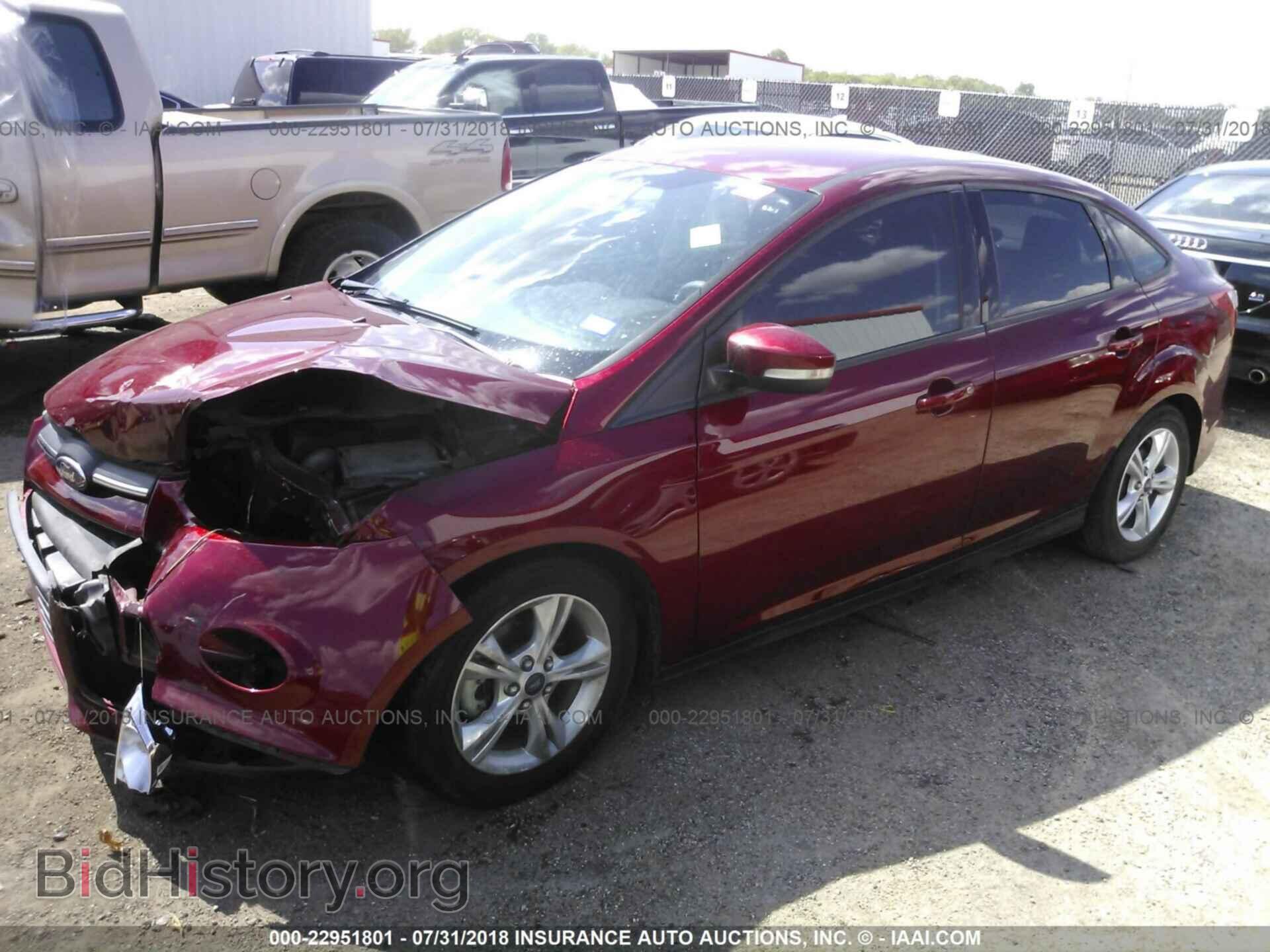 2014 Ford Focus - VIN: 1FADP3F2XEL108659 - Photo 2