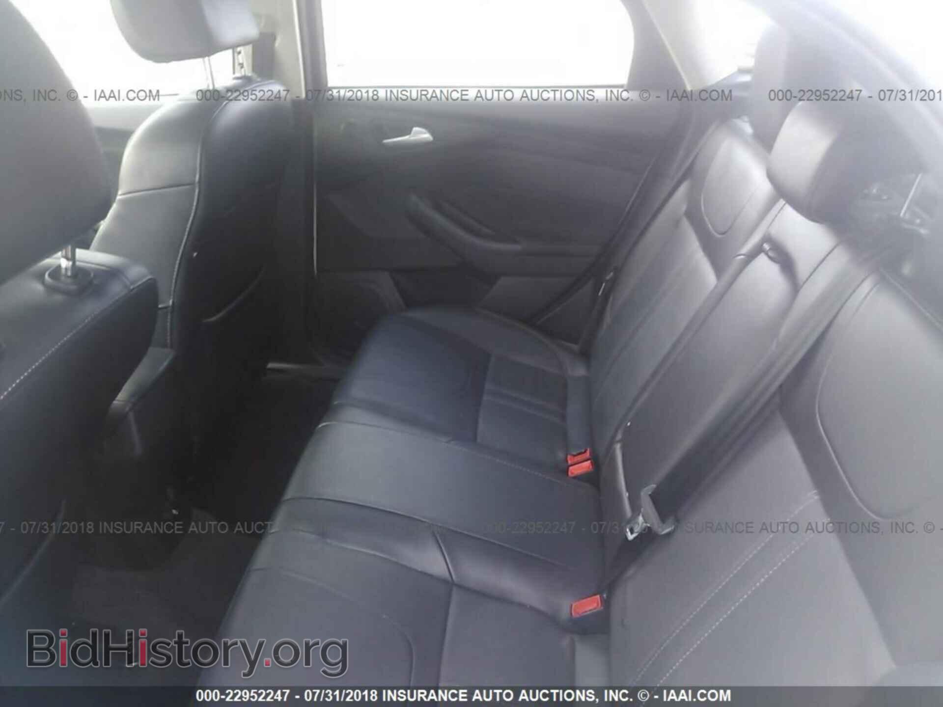 2014 Ford Focus - VIN: 1FADP3N29EL349923 - Photo 8