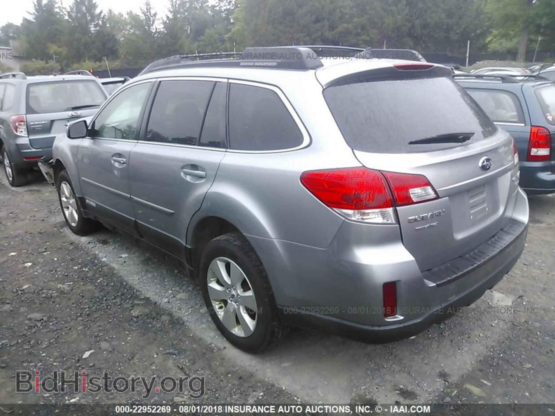 2011 Subaru Outback - VIN: 4S4BRDJC0B2433416 - Фото 3