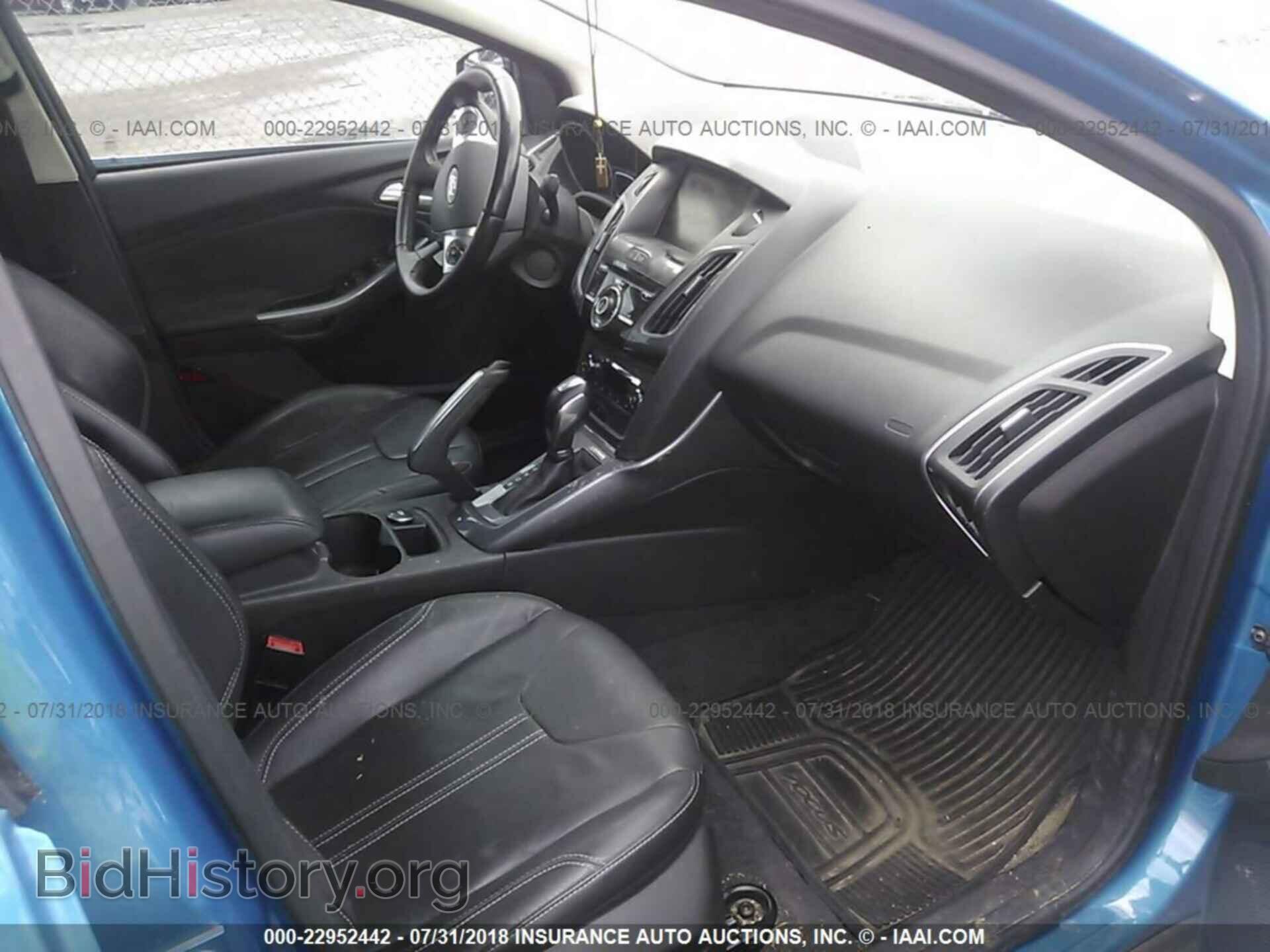 2012 Ford Focus - VIN: 1FAHP3J23CL262281 - Photo 5