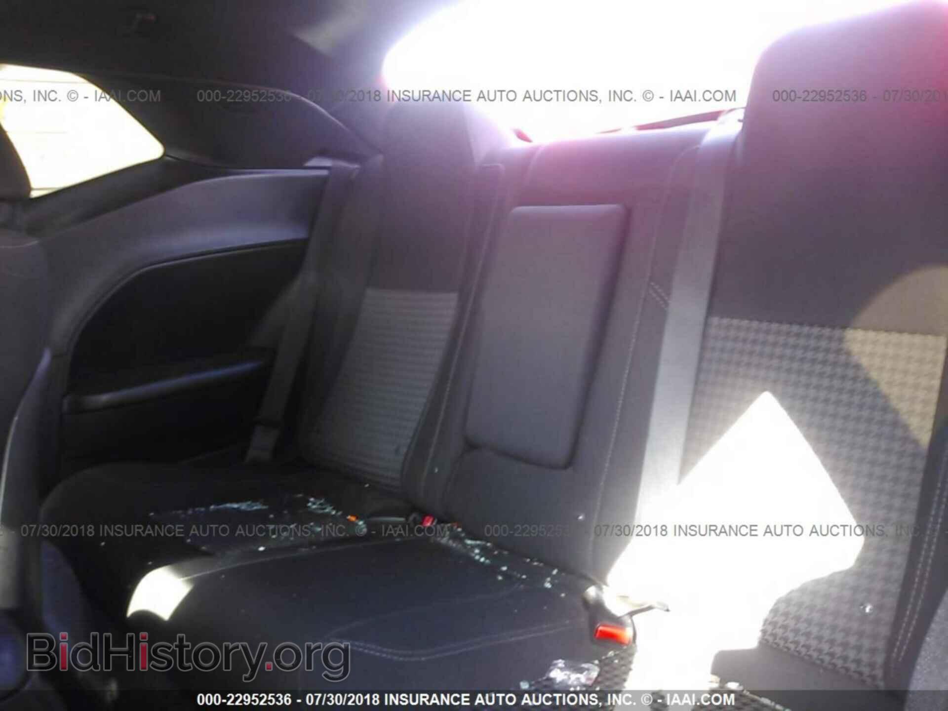 2016 Dodge Challenger - VIN: 2C3CDZAG4GH201346 - Photo 8