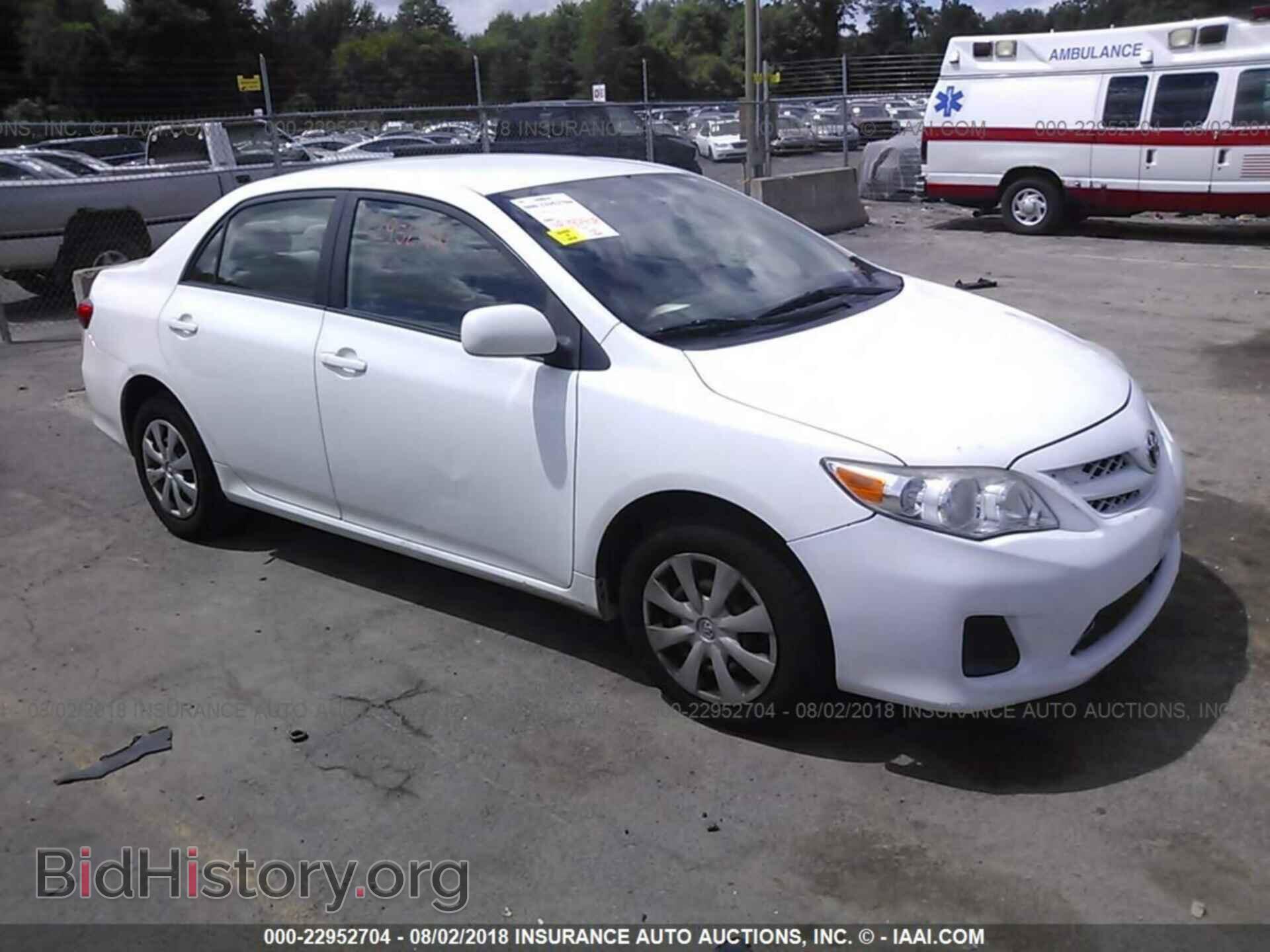 Фотография JTDBU4EE6B9128055 - Toyota Corolla 2011