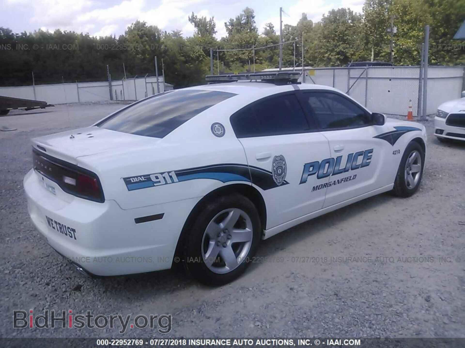 2012 Dodge Charger - VIN: 2C3CDXAG1CH304867 - Photo 4