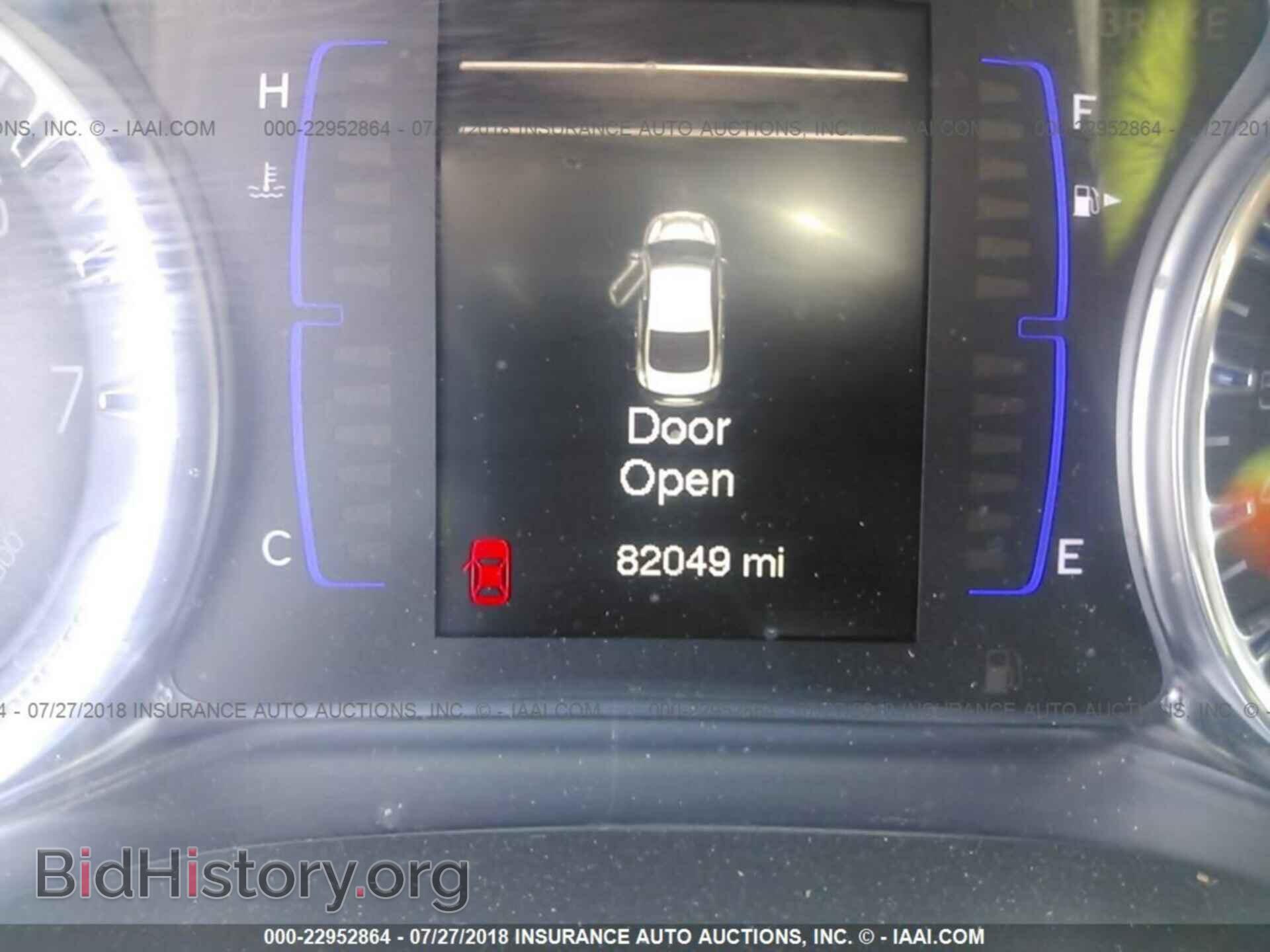 2016 Chrysler 200 - VIN: 1C3CCCABXGN128575 - Photo 7