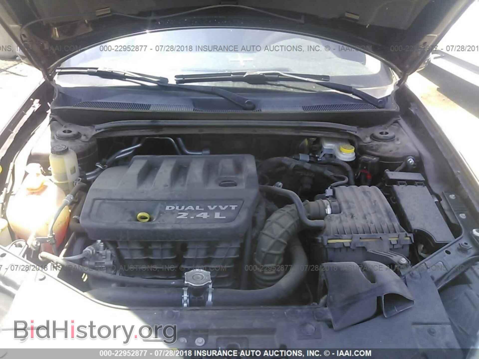 2013 Chrysler 200 - VIN: 1C3CCBBB5DN656819 - Фото 10