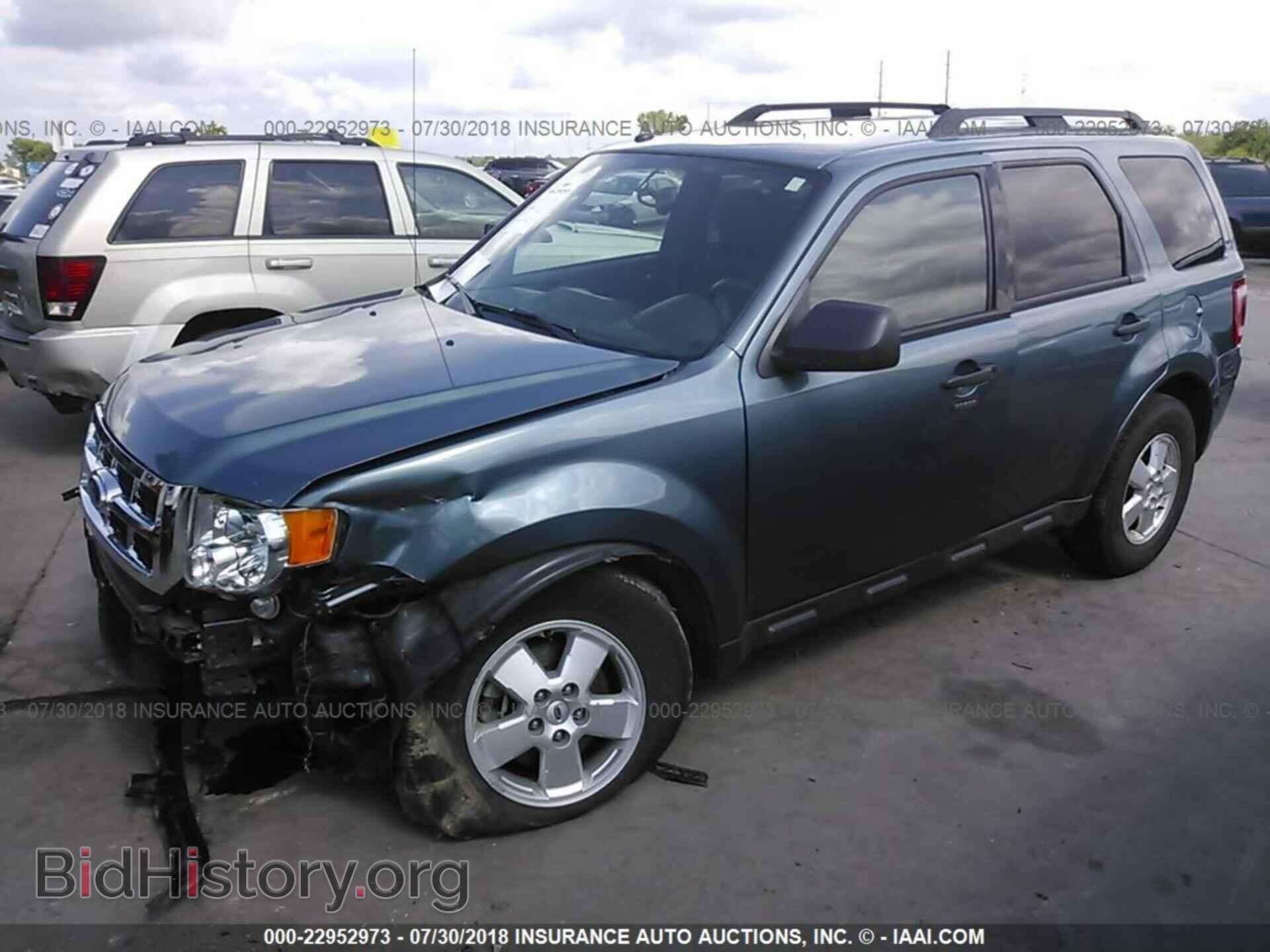 2012 Ford Escape - VIN: 1FMCU0D77CKB31021 - Фото 2