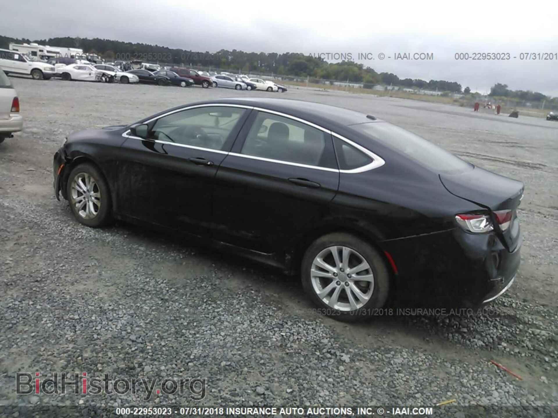 2015 Chrysler 200 - VIN: 1C3CCCAB5FN599032 - Photo 3
