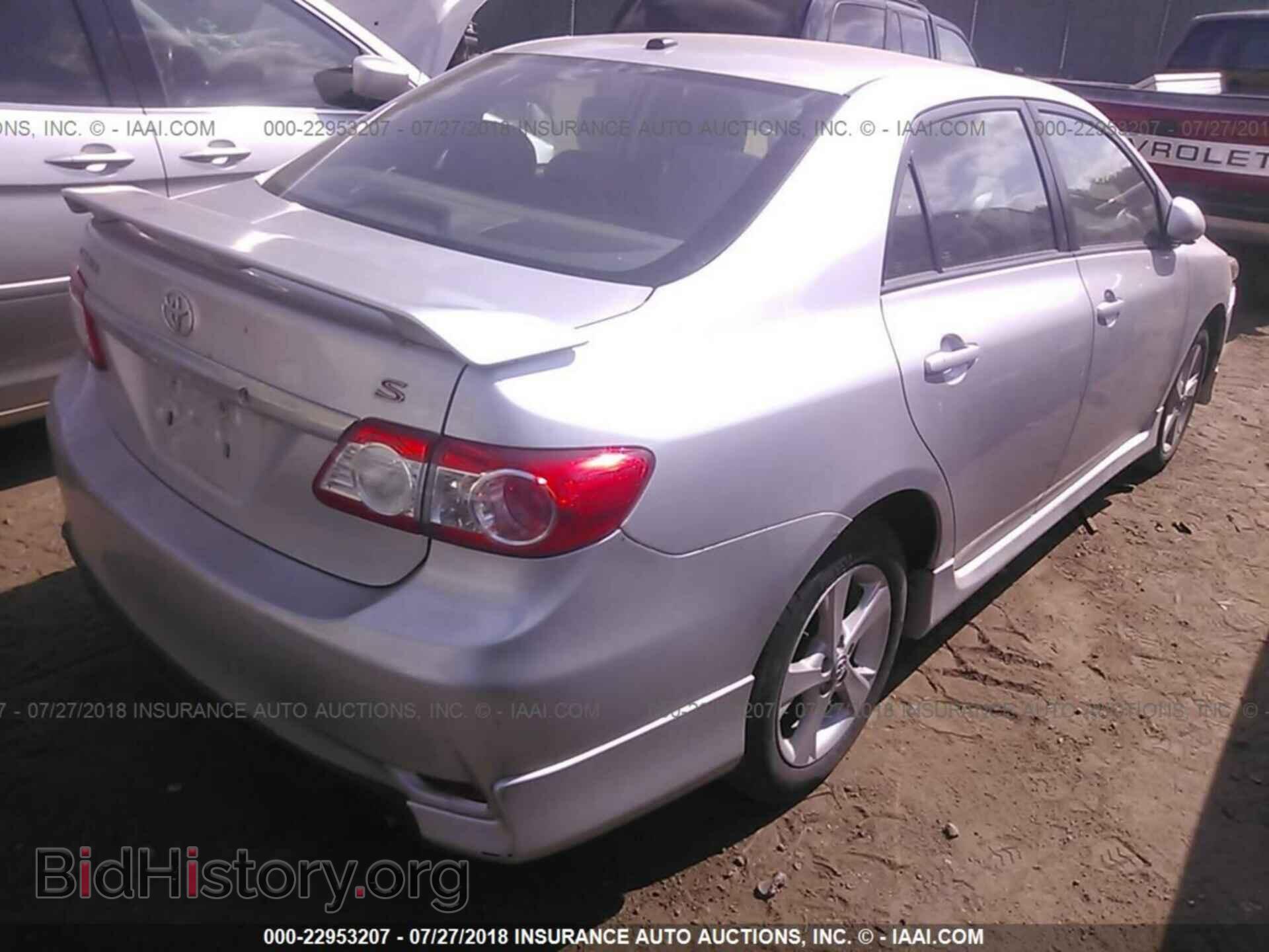 2011 Toyota Corolla - VIN: 2T1BU4EE9BC676318 - Photo 4