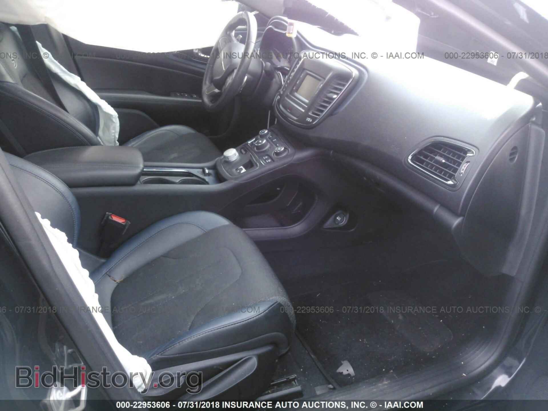 2015 Chrysler 200 - VIN: 1C3CCCBB7FN693122 - Photo 5