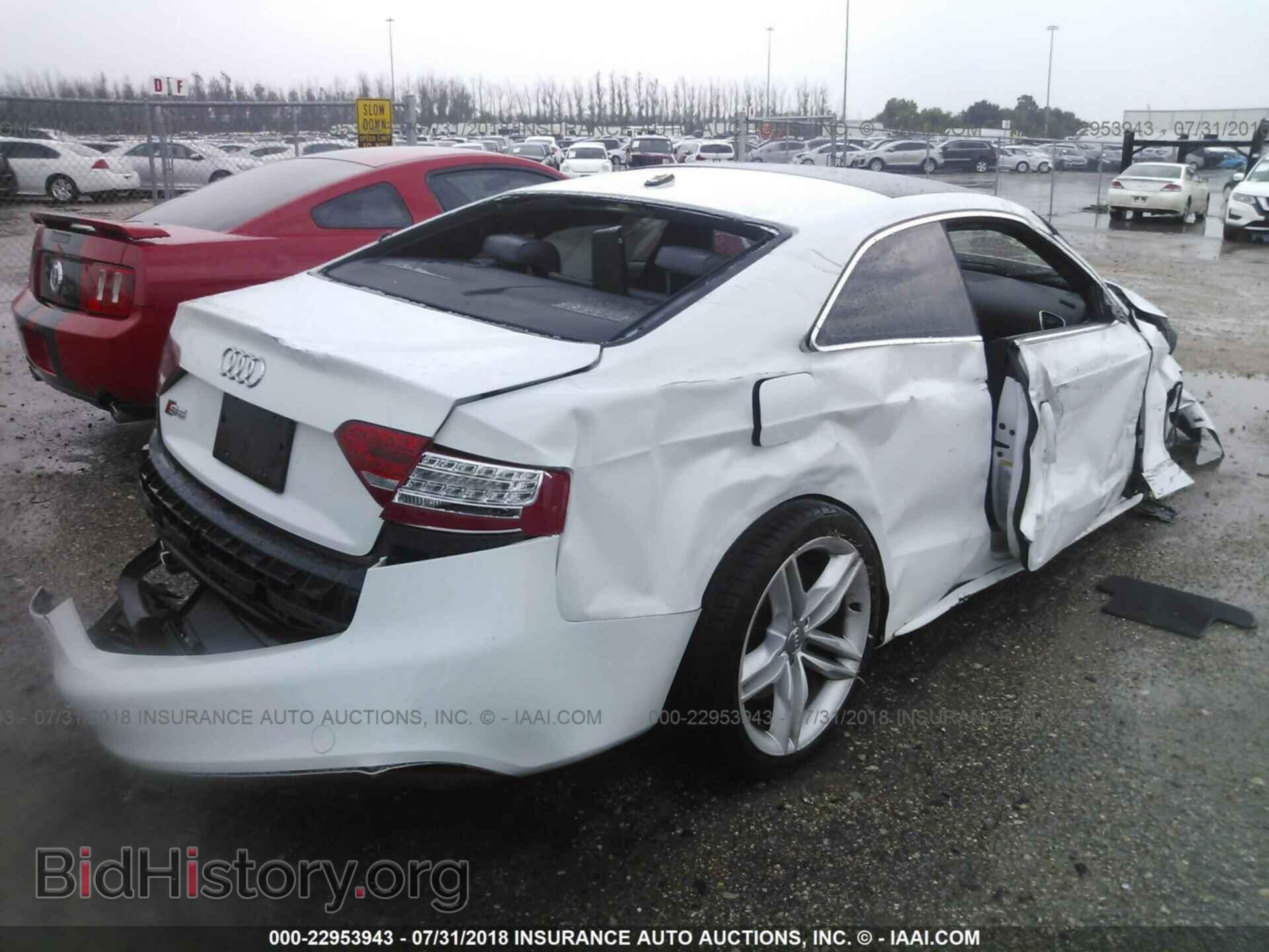 2012 Audi S5 - VIN: WAUCVAFR6CA006407 - Фото 4