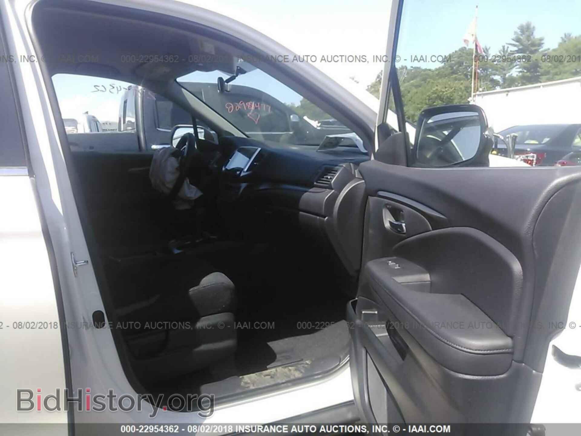 2017 Honda Pilot - VIN: 5FNYF6H35HB051915 - Фото 5