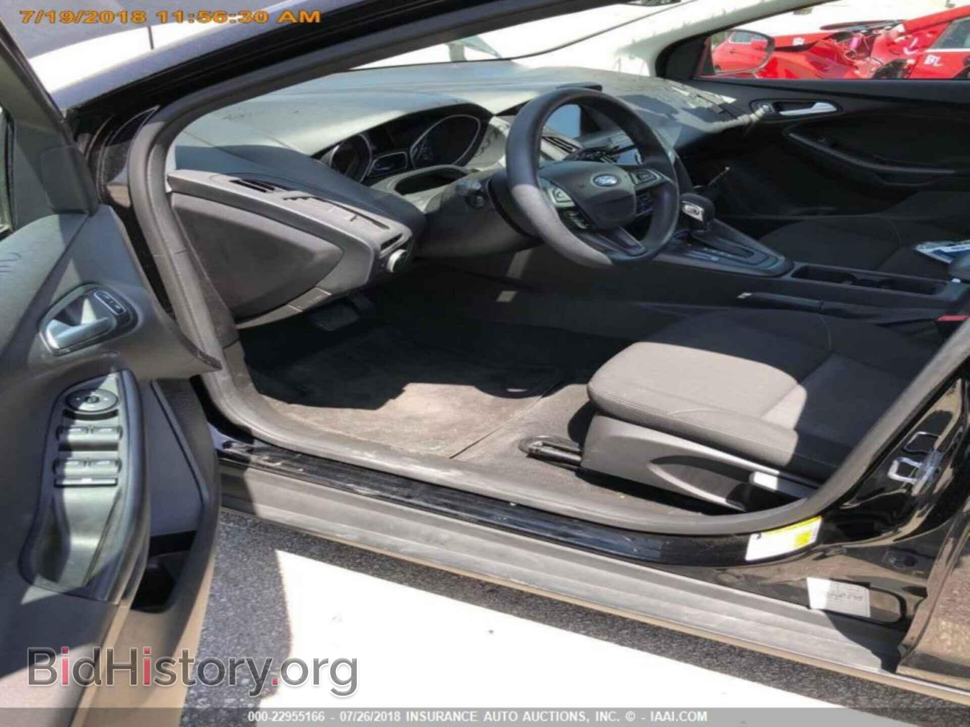 2017 Ford Focus - VIN: 1FADP3H27HL247178 - Photo 11