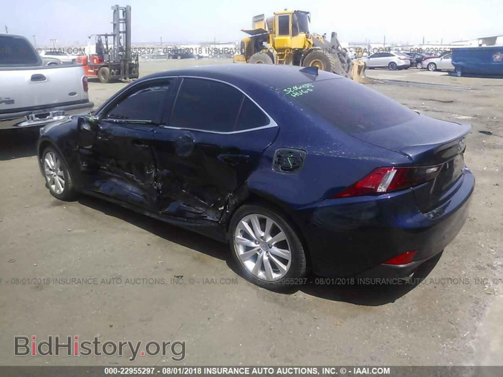2015 Lexus Is - VIN: JTHBF1D22F5075169 - Photo 3