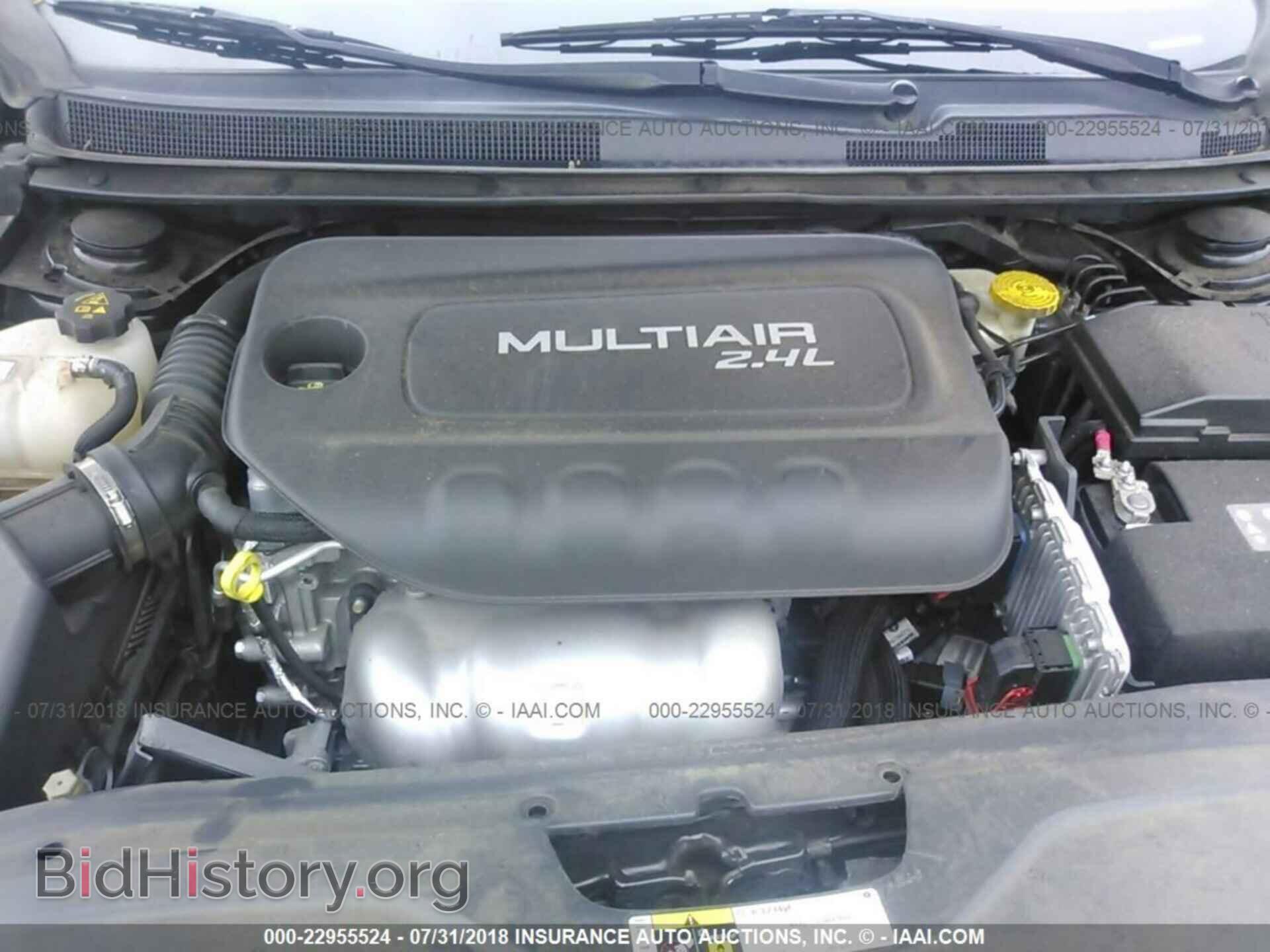 2015 Chrysler 200 - VIN: 1C3CCCAB8FN733015 - Фото 10