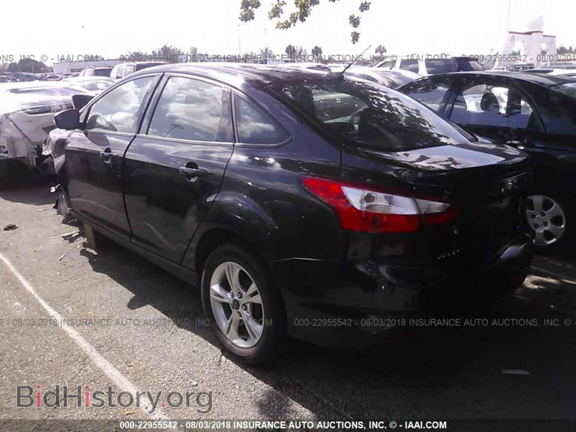 2014 Ford Focus - VIN: 1FADP3F24EL251932 - Фото 3