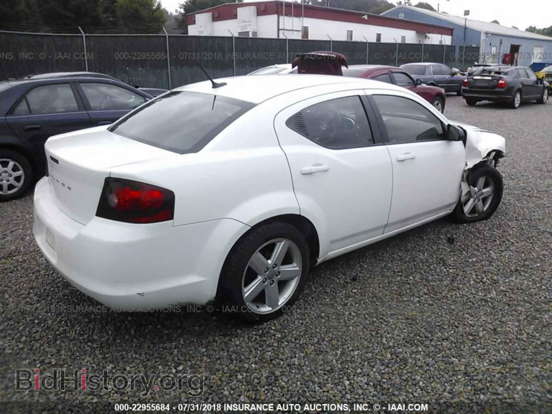 2013 Dodge Avenger - VIN: 1C3CDZABXDN566721 - Photo 4