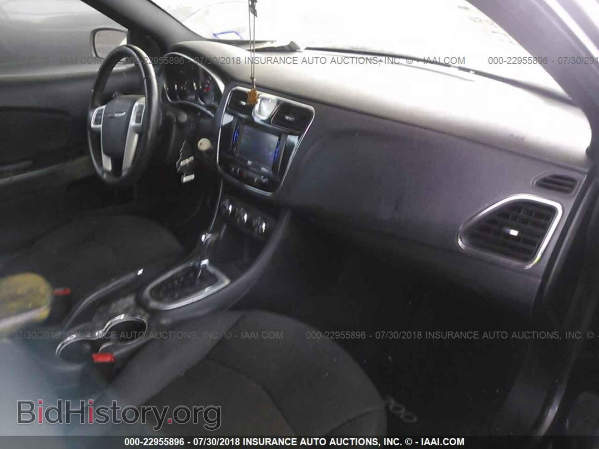 2013 Chrysler 200 - VIN: 1C3CCBBB1DN585070 - Photo 5