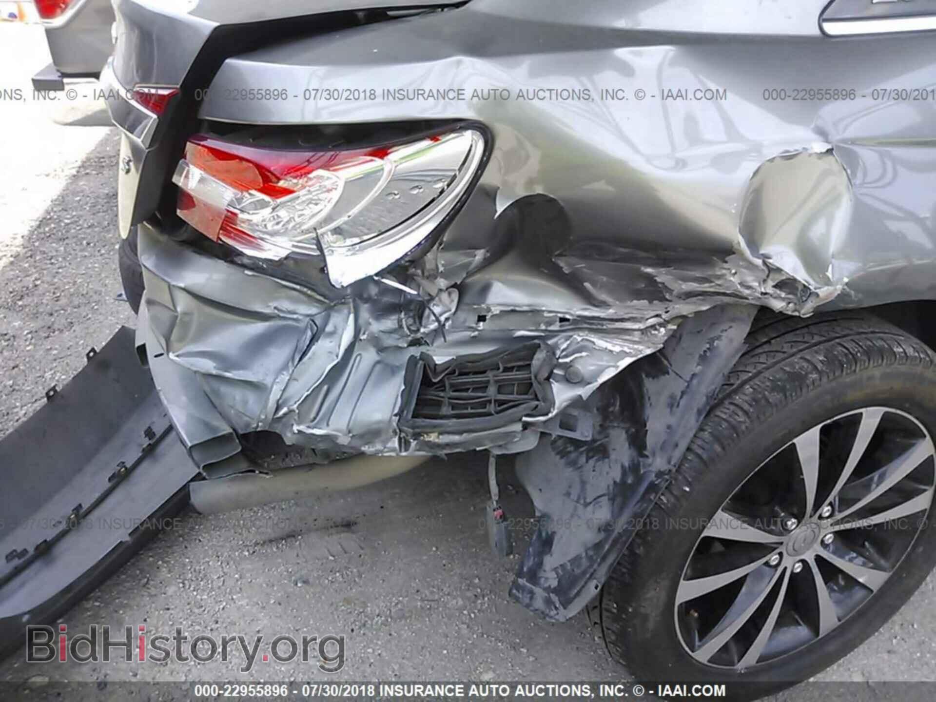 2013 Chrysler 200 - VIN: 1C3CCBBB1DN585070 - Photo 6