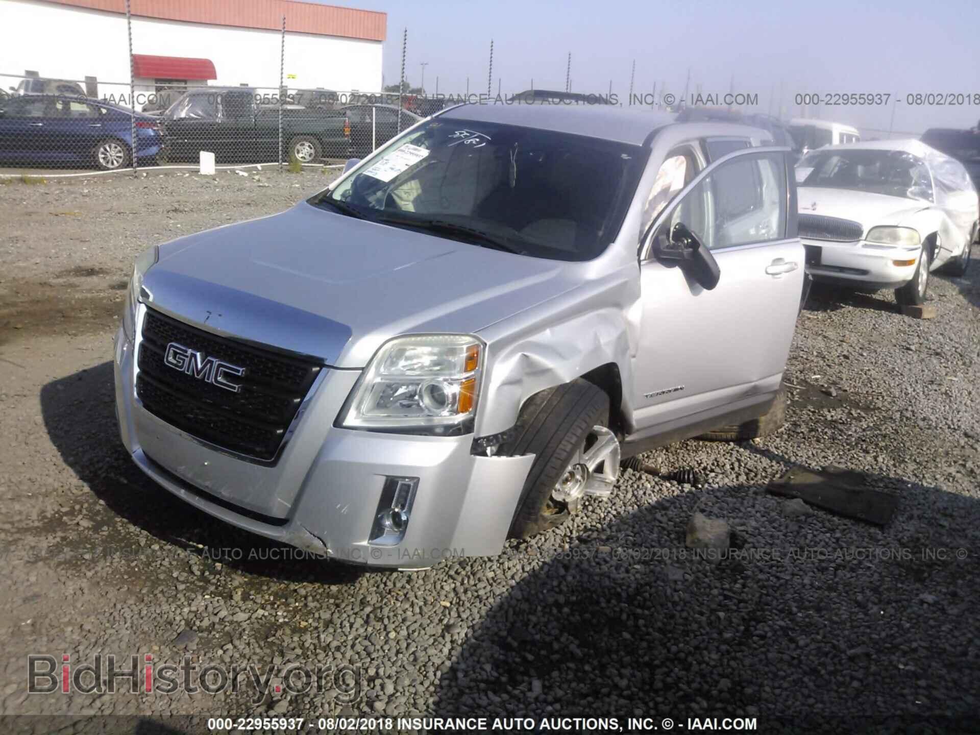 2011 Gmc Terrain - VIN: 2CTALUEC0B6333870 - Photo 2
