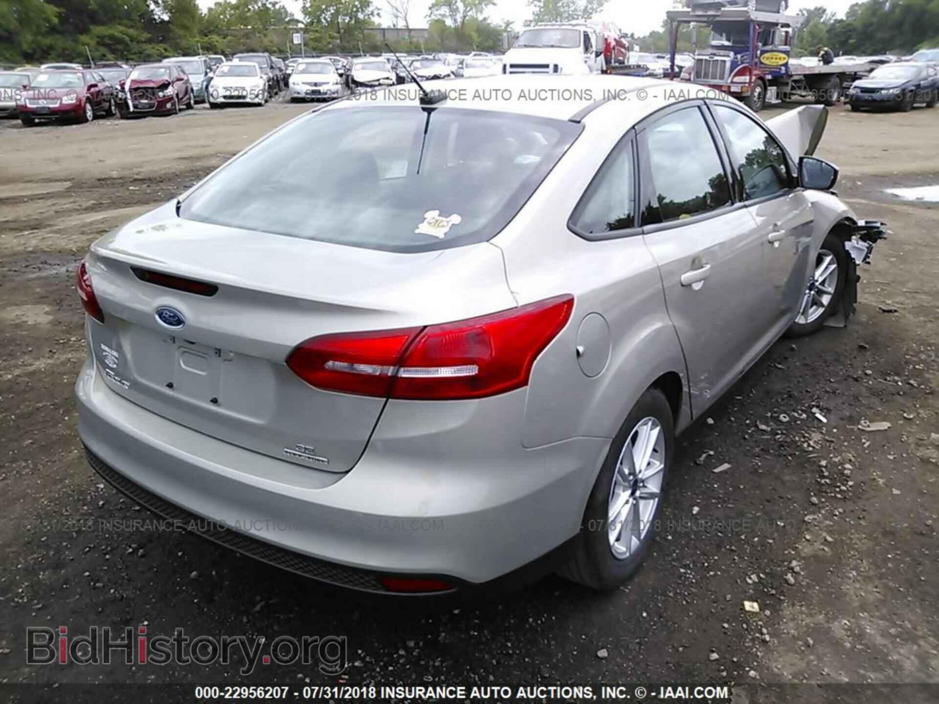 2016 Ford Focus - VIN: 1FADP3F29GL251413 - Фото 4