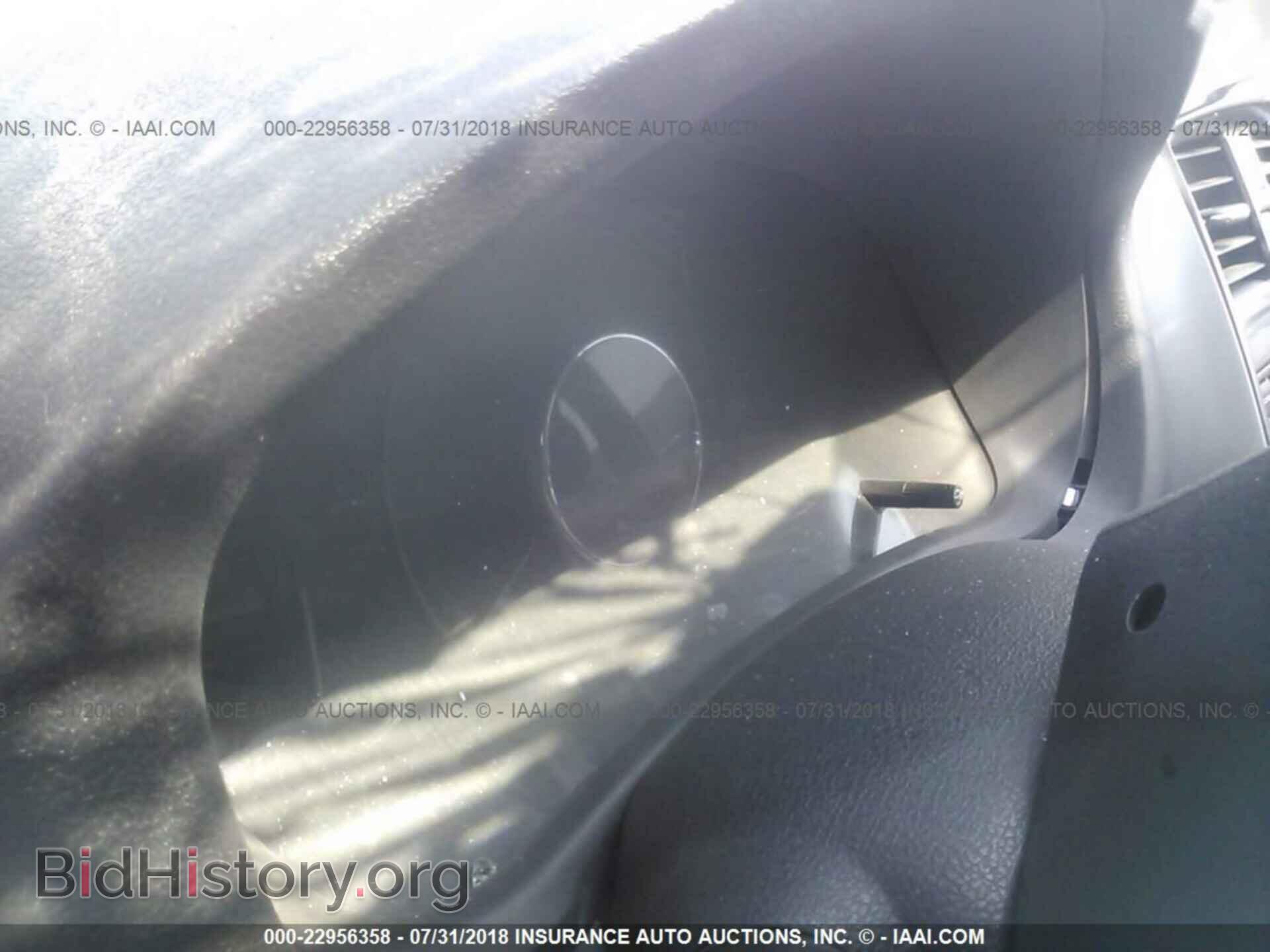 2015 Nissan Versa note - VIN: 3N1CE2CP7FL446860 - Photo 7