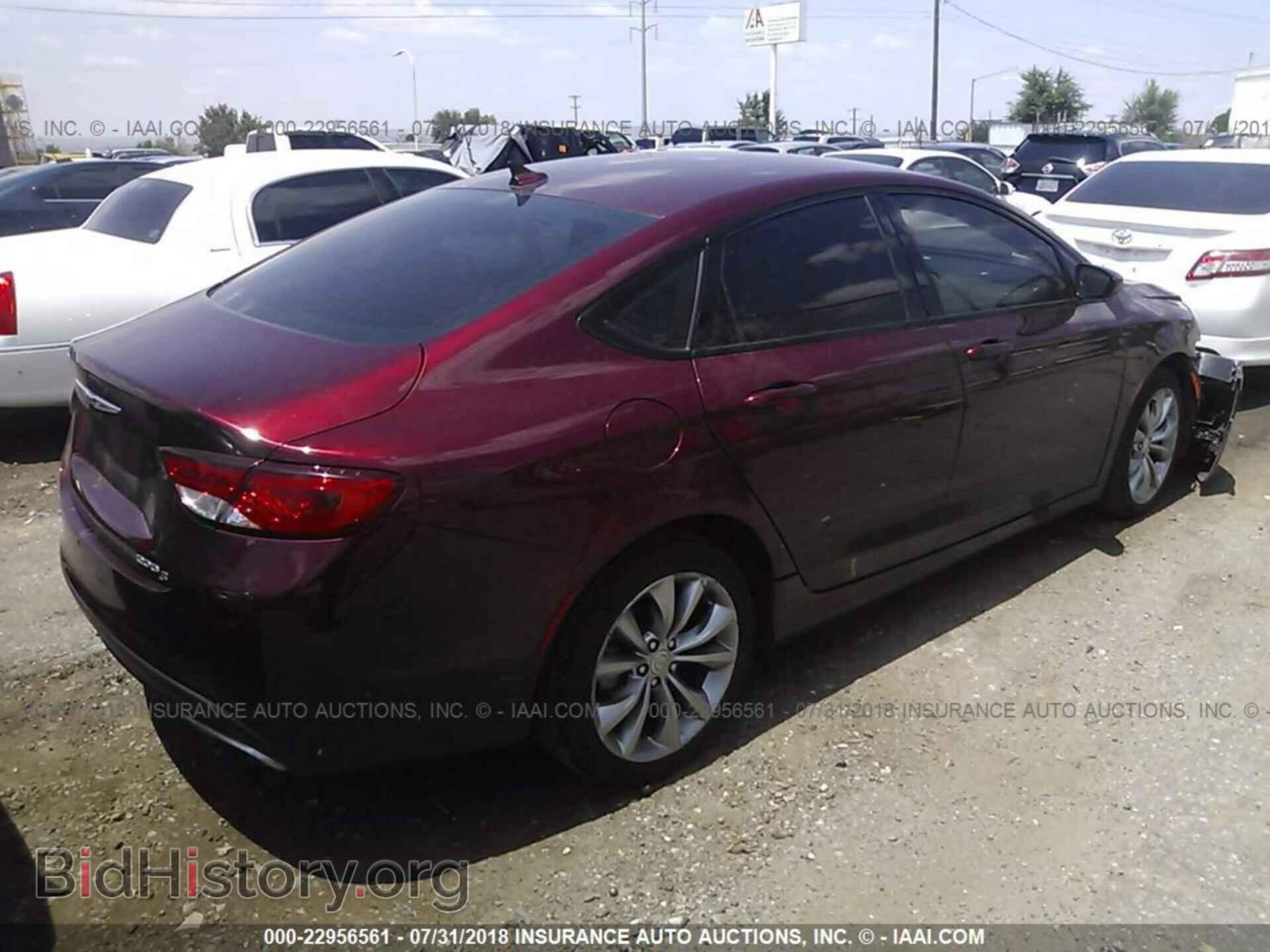 2015 Chrysler 200 - VIN: 1C3CCCBB0FN754925 - Photo 4