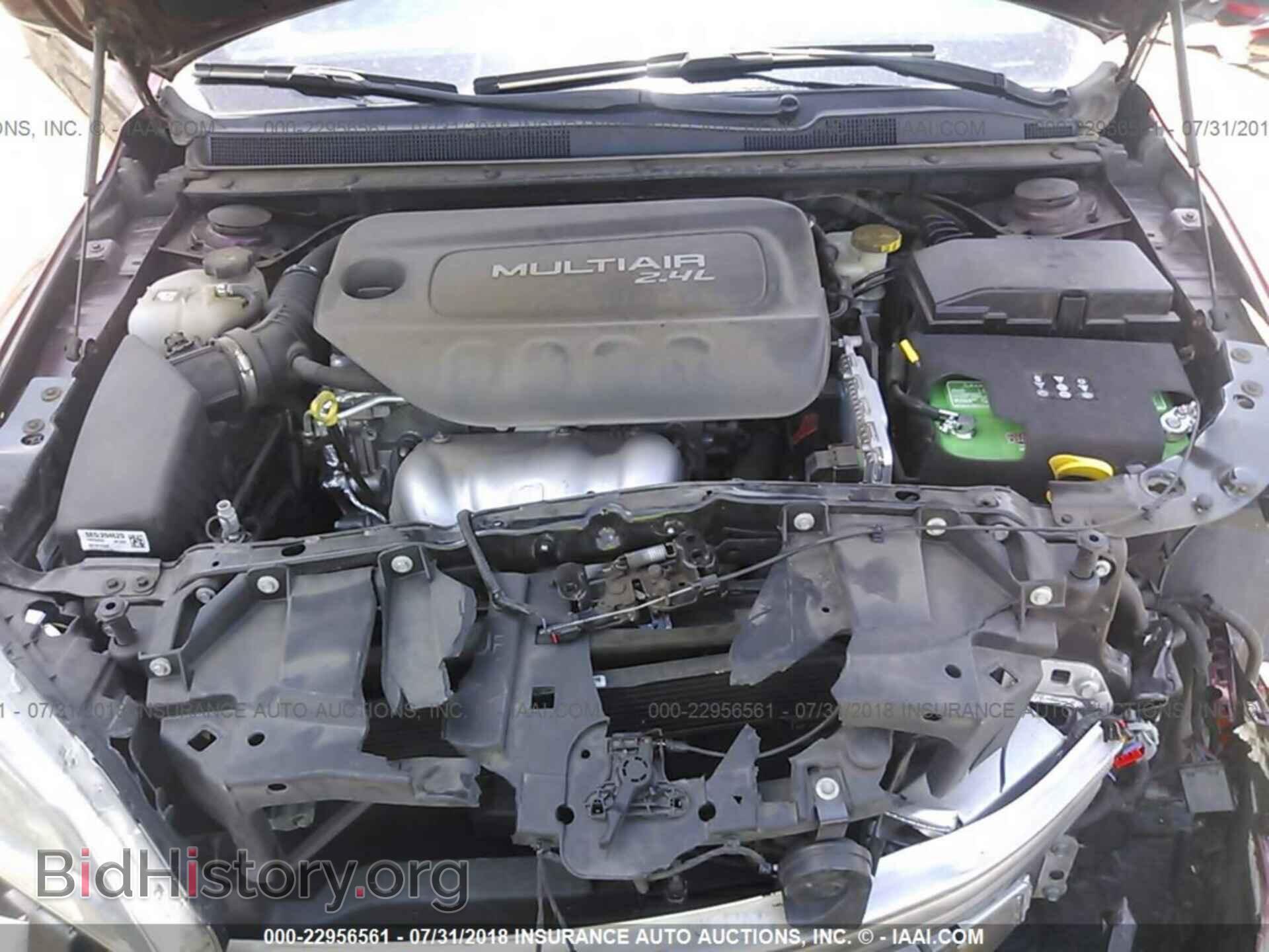 2015 Chrysler 200 - VIN: 1C3CCCBB0FN754925 - Photo 10