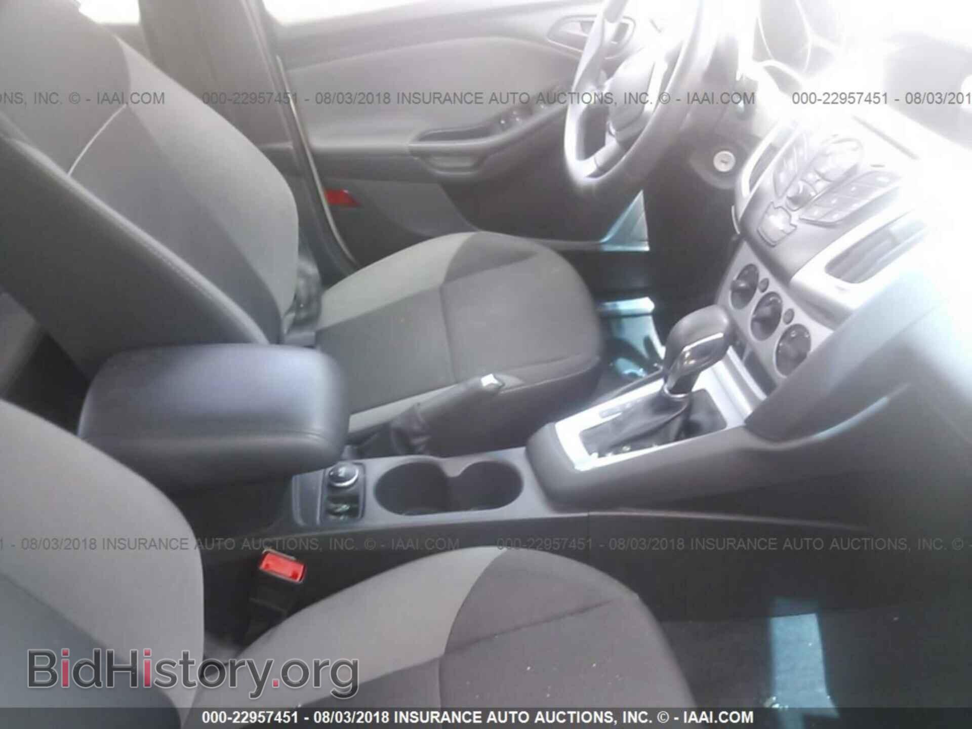 2012 Ford Focus - VIN: 1FAHP3F21CL441945 - Фото 5