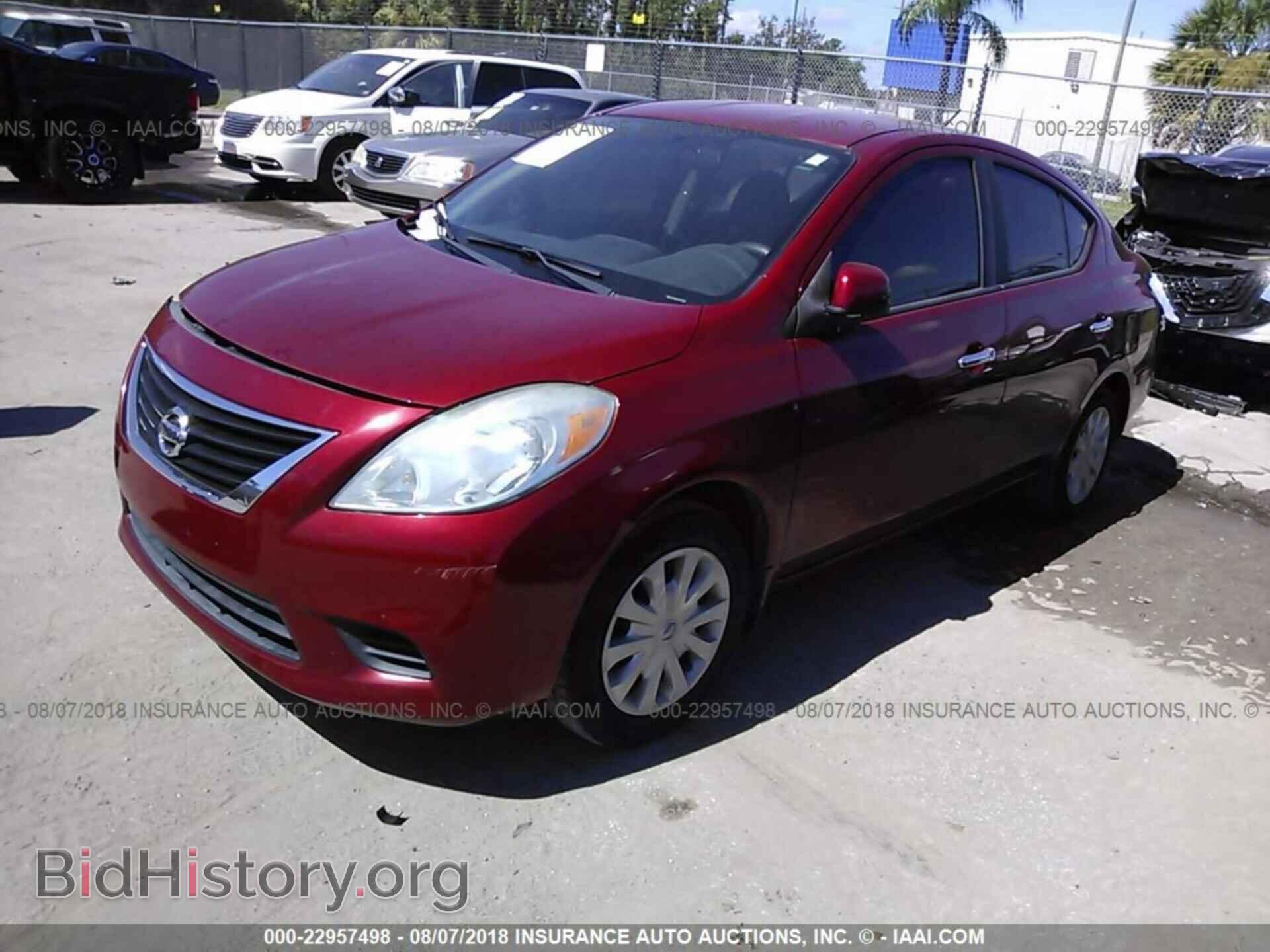 2012 Nissan Versa - VIN: 3N1CN7AP6CL921880 - Фото 2